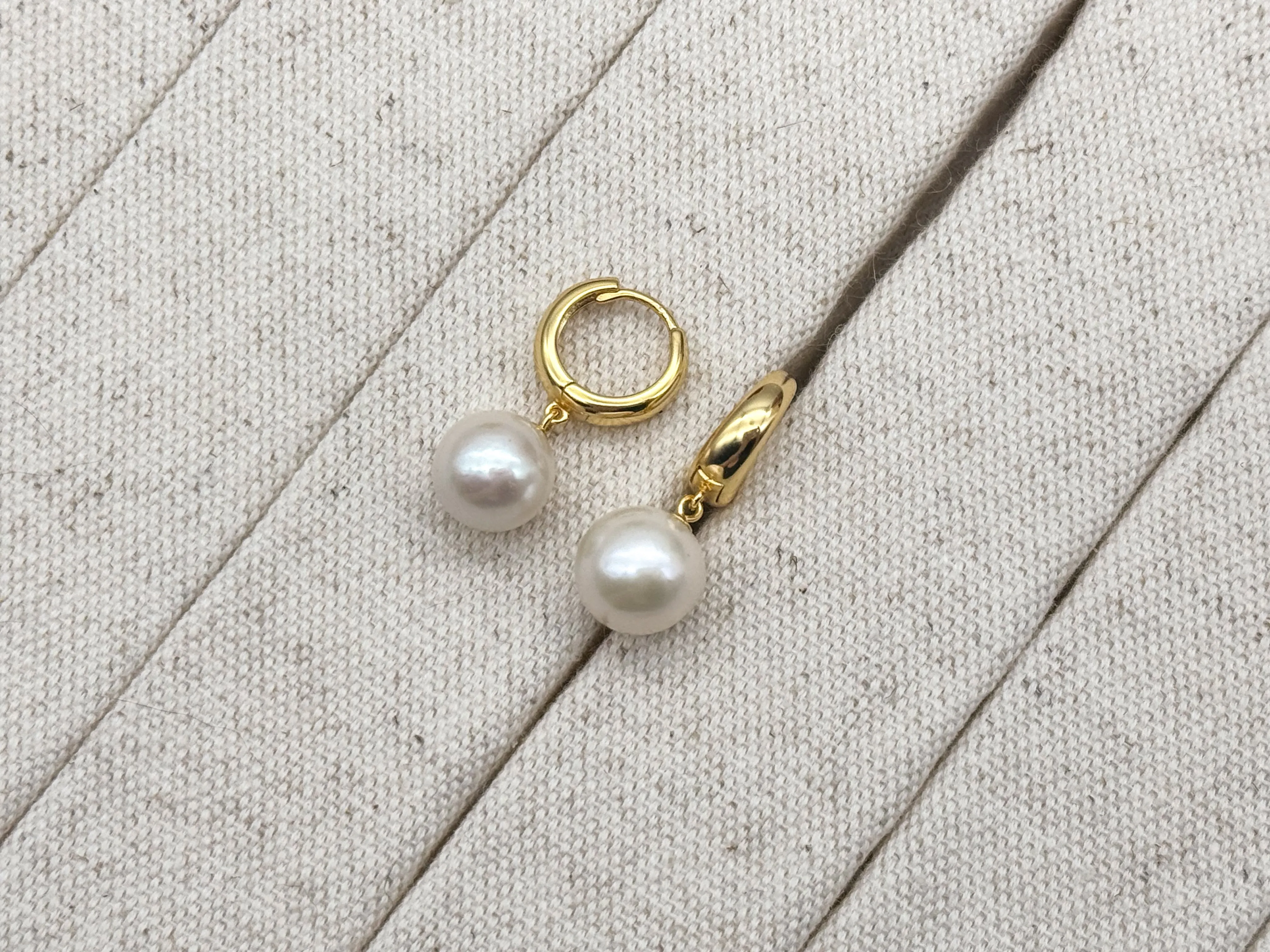 10-11mm Edison Freshwater Pearls Huggie Dangling Earrings