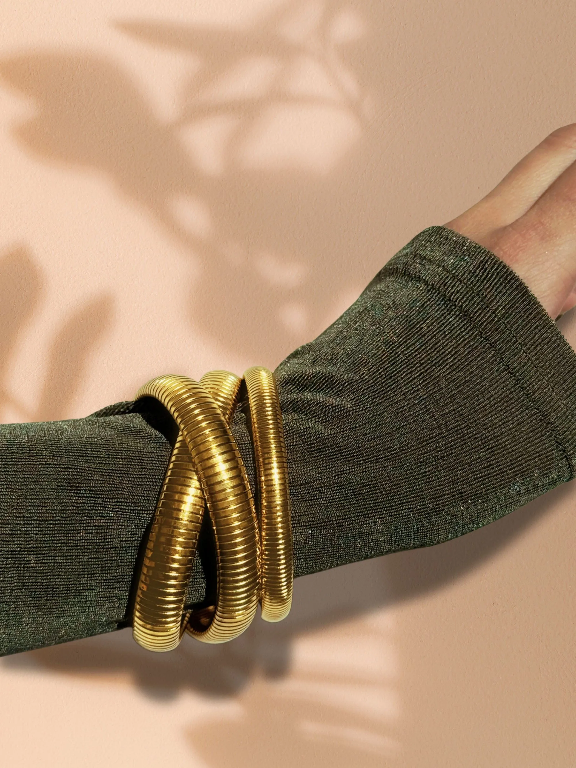 12mm Women's Gold Stretch Bangle