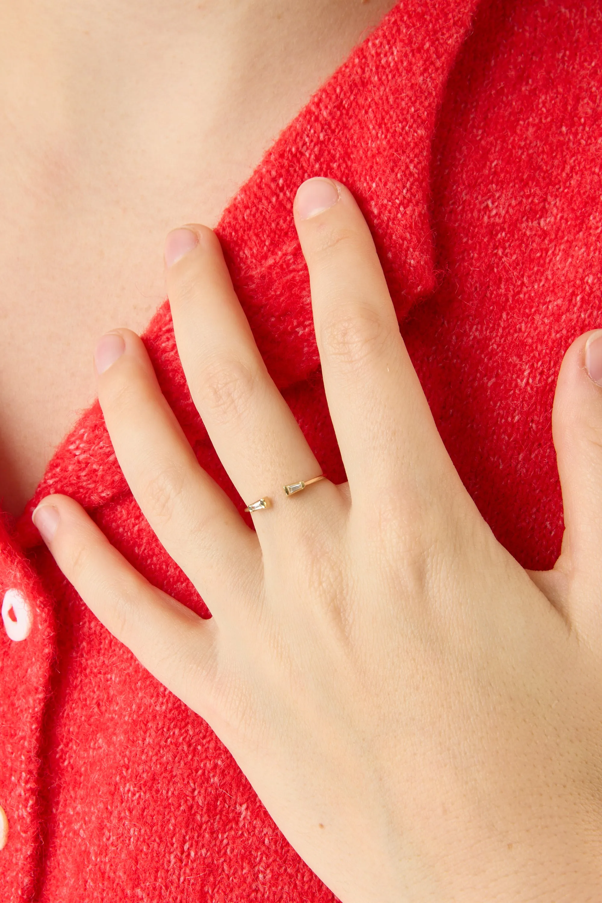 14KY Open Ring with Baguettes