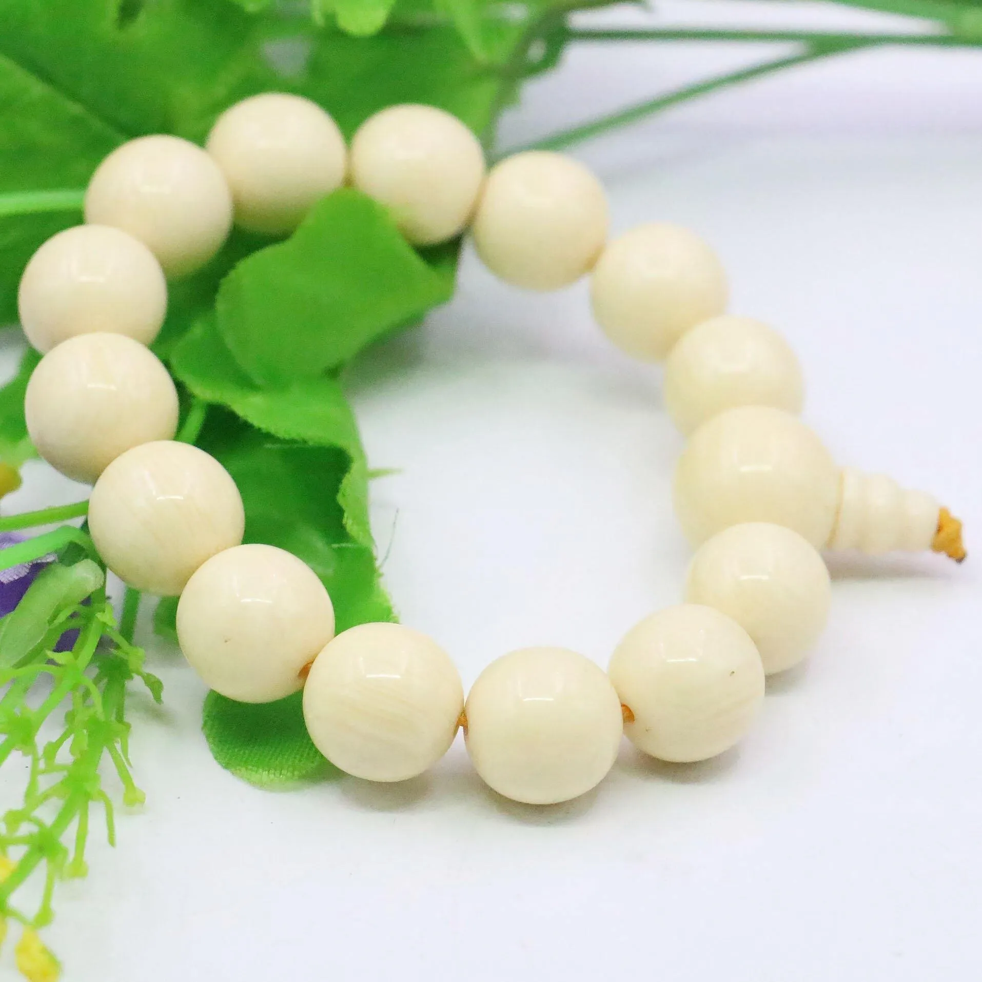 14mm Round White Beeswaxs Resin Bracelets Tee Joint Female Elastic
