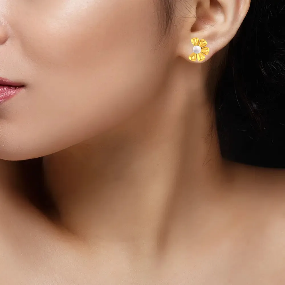 18k Gold Earrings With A Plucked Out Floral Design And A Pearl Centre
