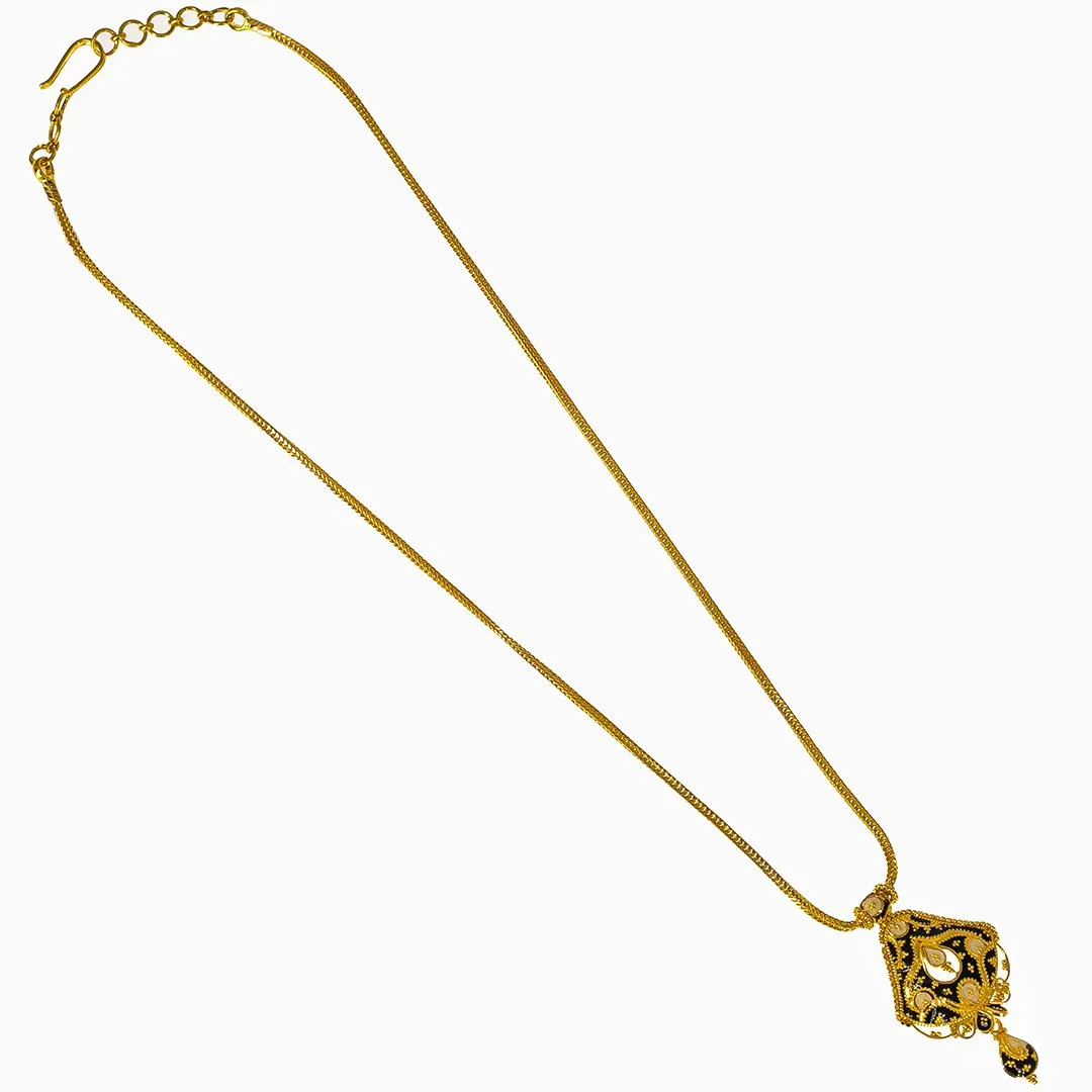 22K Yellow Gold Necklace and Earrings Set W/ Black Enamel & Scallop Pendants