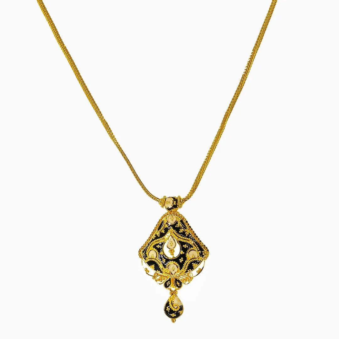 22K Yellow Gold Necklace and Earrings Set W/ Black Enamel & Scallop Pendants