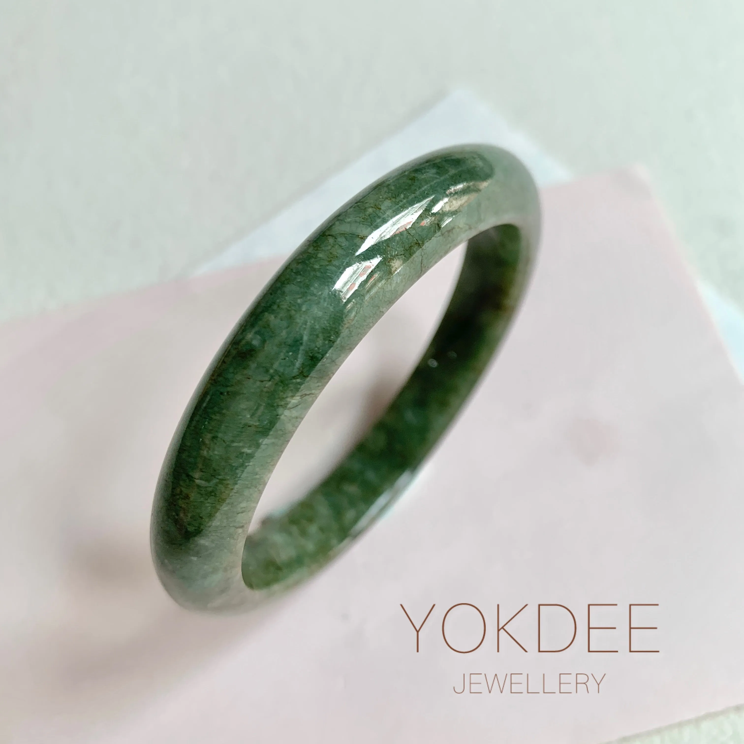 56.1mm A-Grade Natural Dark Green Modern Round Bangle No. 600158