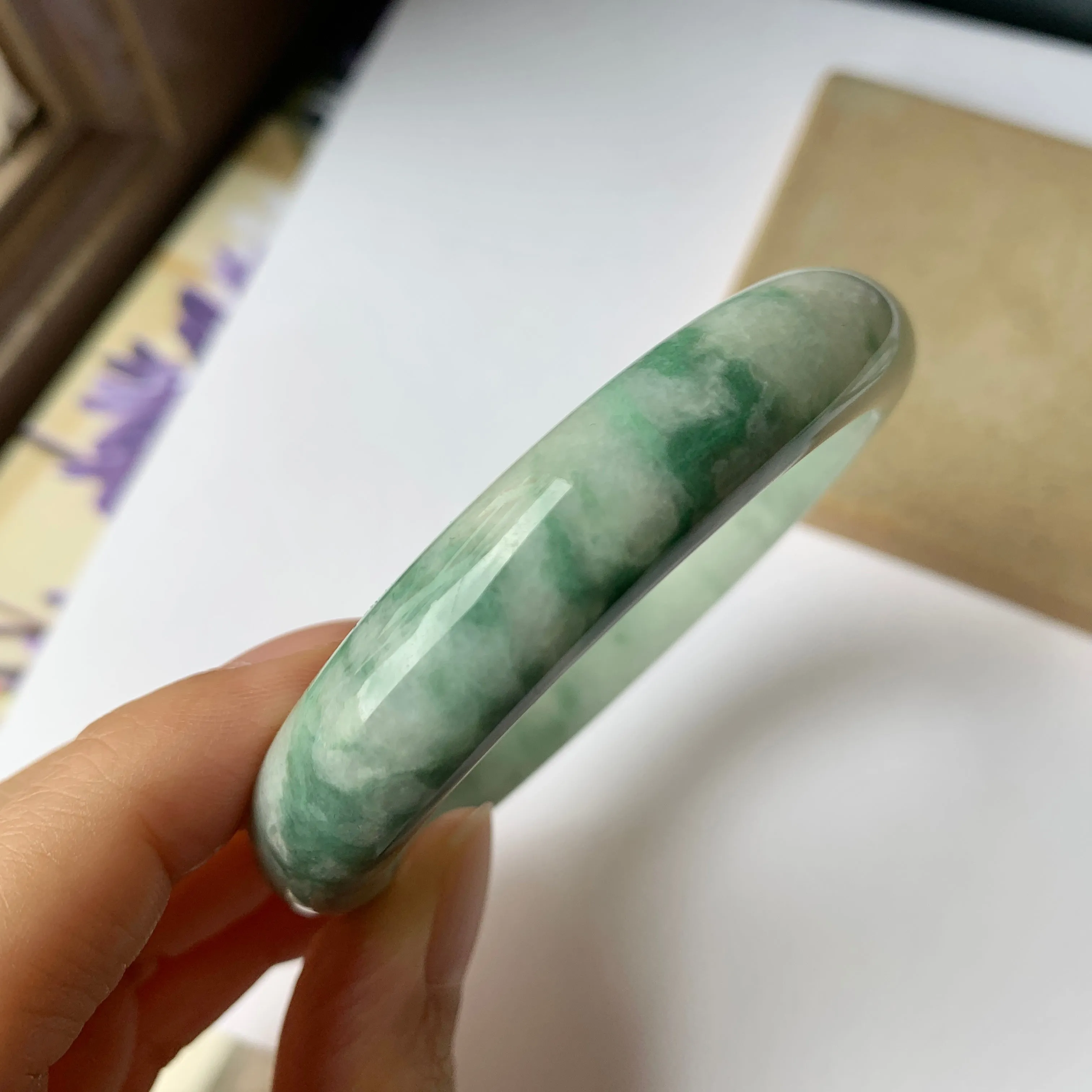 57.1mm A-Grade Natural Moss On Snow Floral Jadeite Modern Round Bangle No.151943