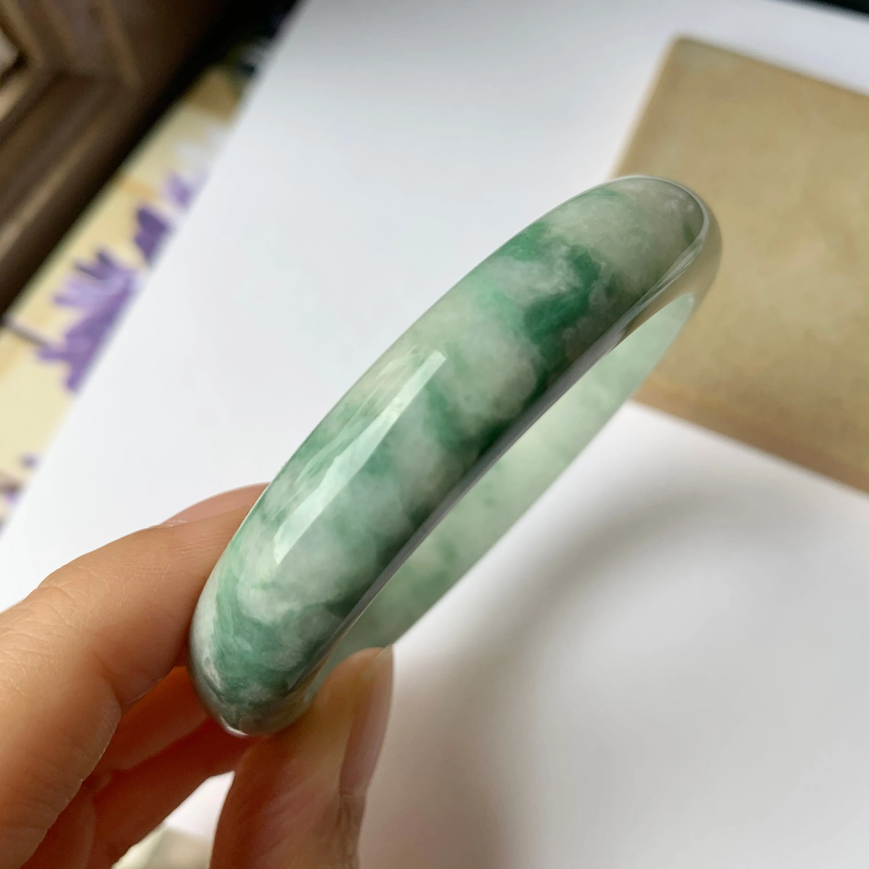 57.1mm A-Grade Natural Moss On Snow Floral Jadeite Modern Round Bangle No.151943