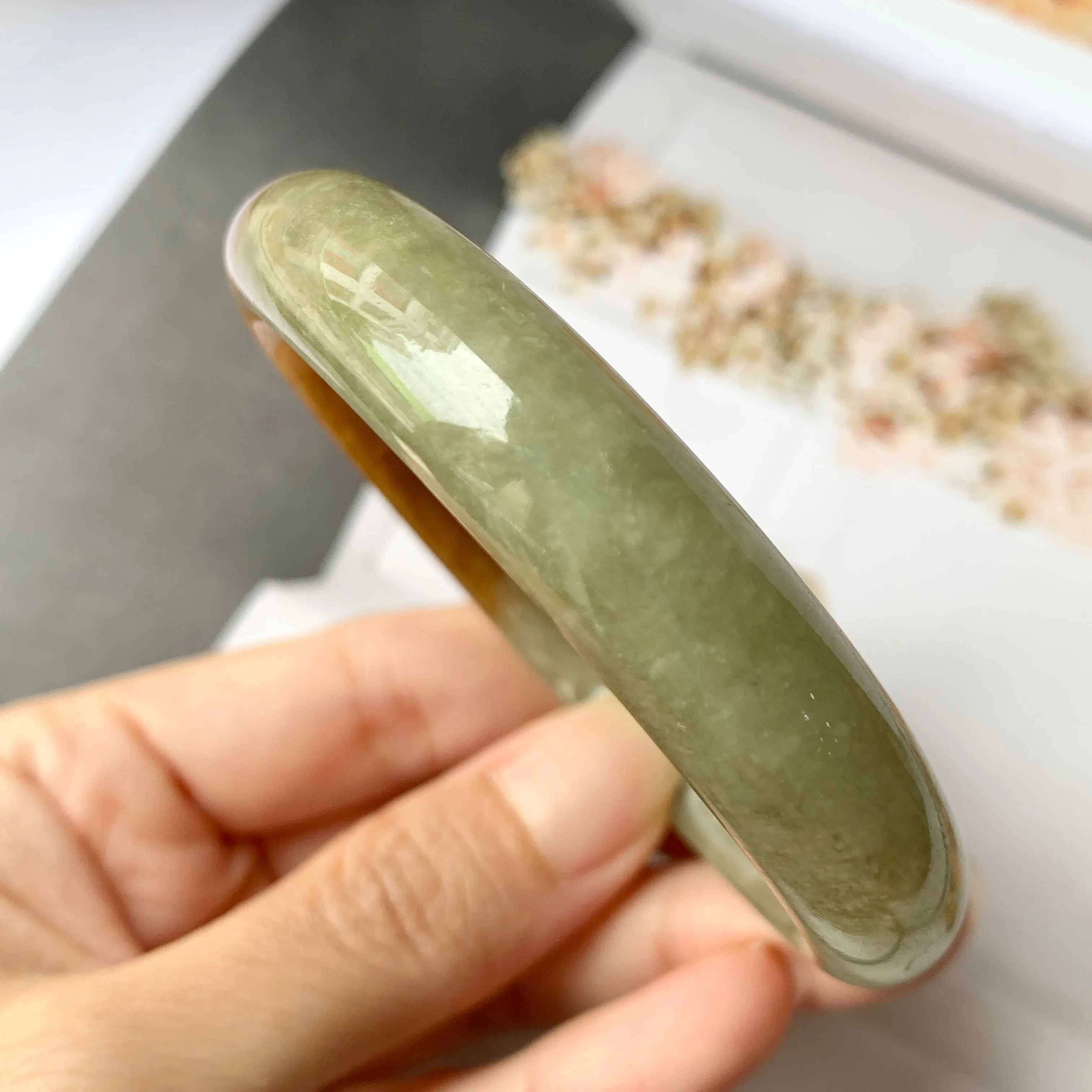 58.2mm A-Grade Natural  Earthy Tone Jadeite Modern Round Bangle No.151115