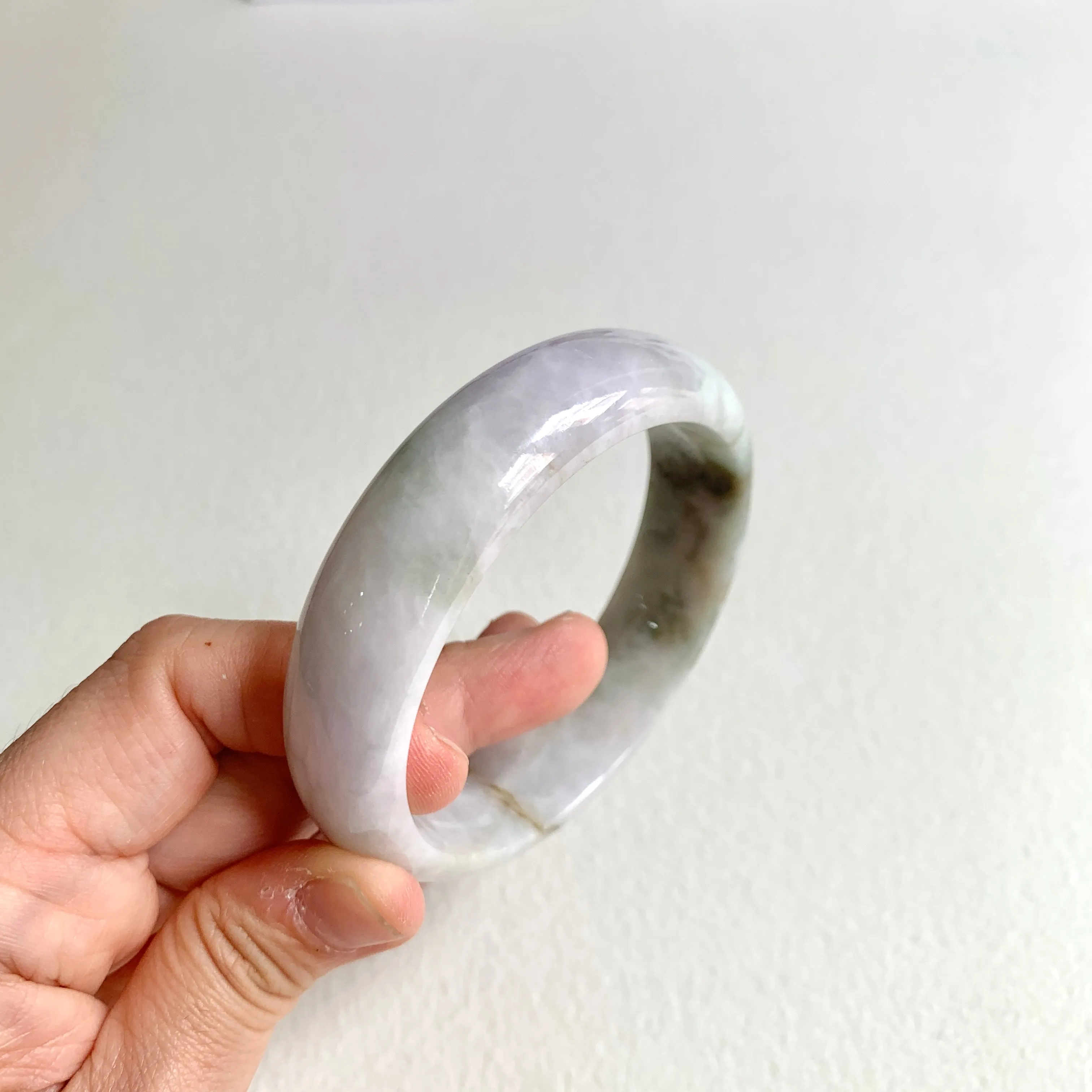 58.6mm A-Grade Natural Lavender Green Modern Round Bangle No. 600163