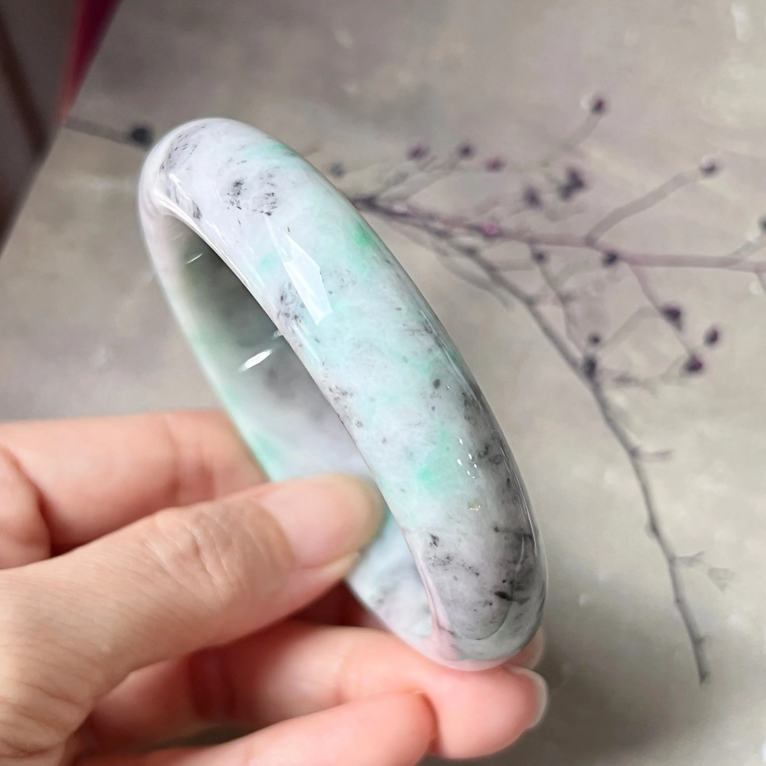 58mm A-Grade Natural Grey Green Jadeite Modern Round Bangle No.151627