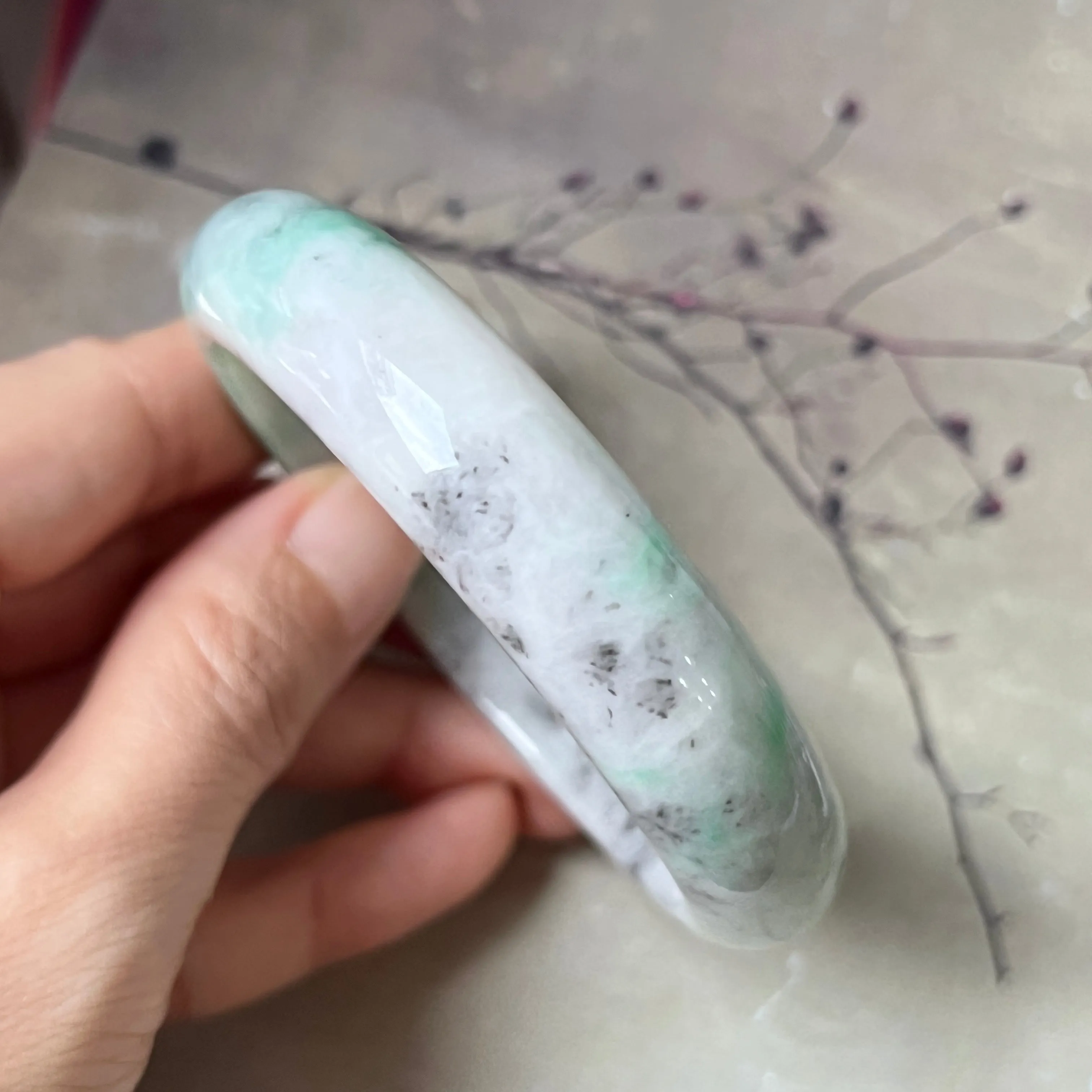 58mm A-Grade Natural Grey Green Jadeite Modern Round Bangle No.151627