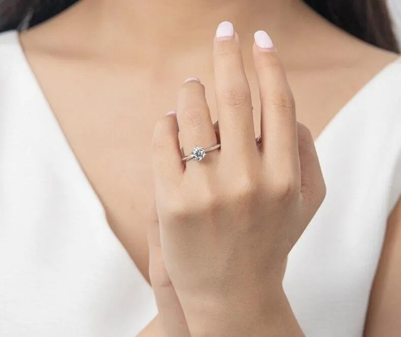 925 Classic Silver Moissanite Engagement Ring