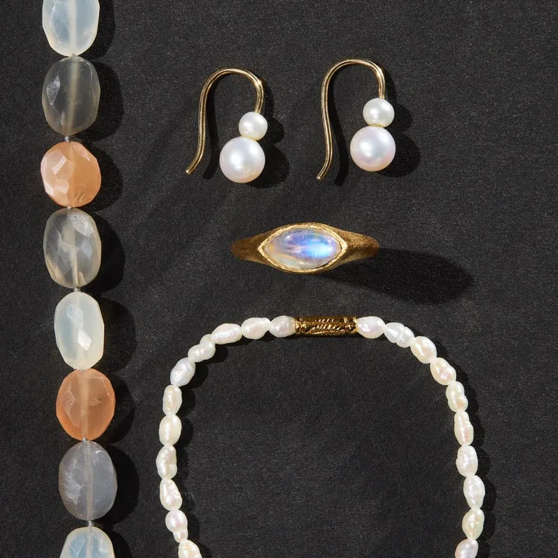 Aphrodite Earring, Pearl, 9kt Yellow Gold