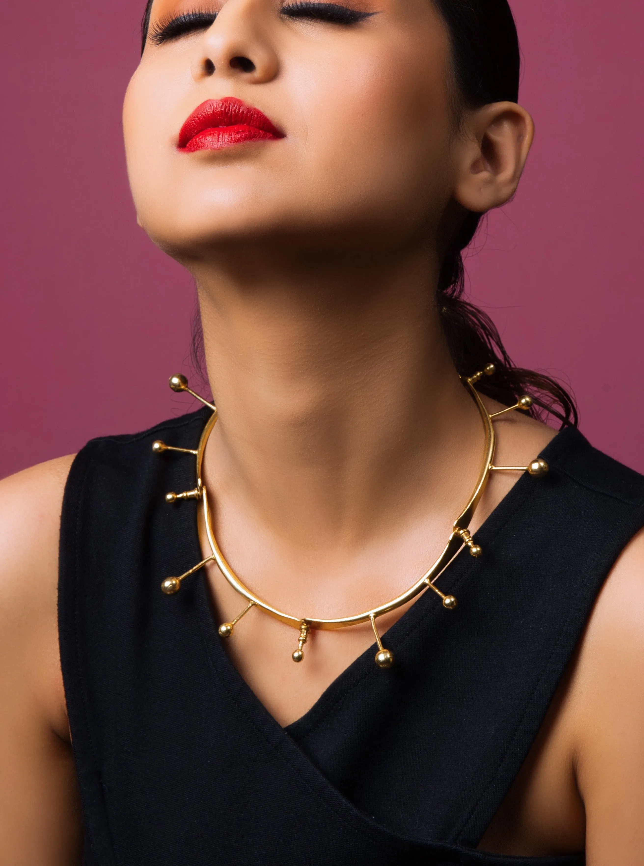 Dark Elegance Necklace