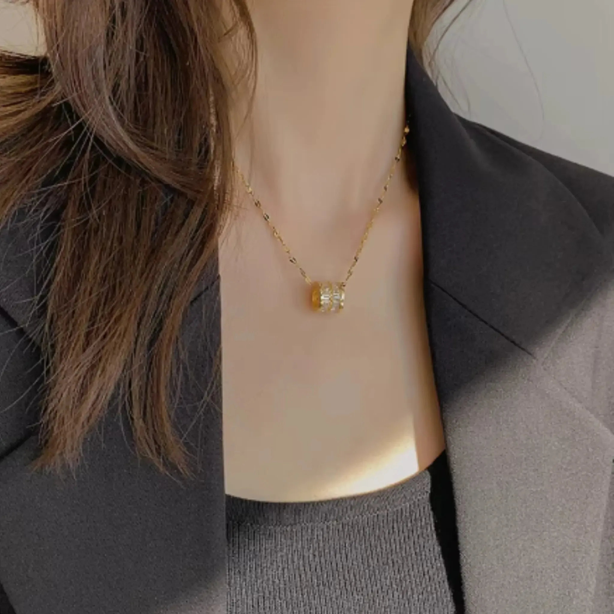 HESTIA GOLD NECKLACE