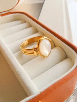 Jade Classic Shell Stone Ring