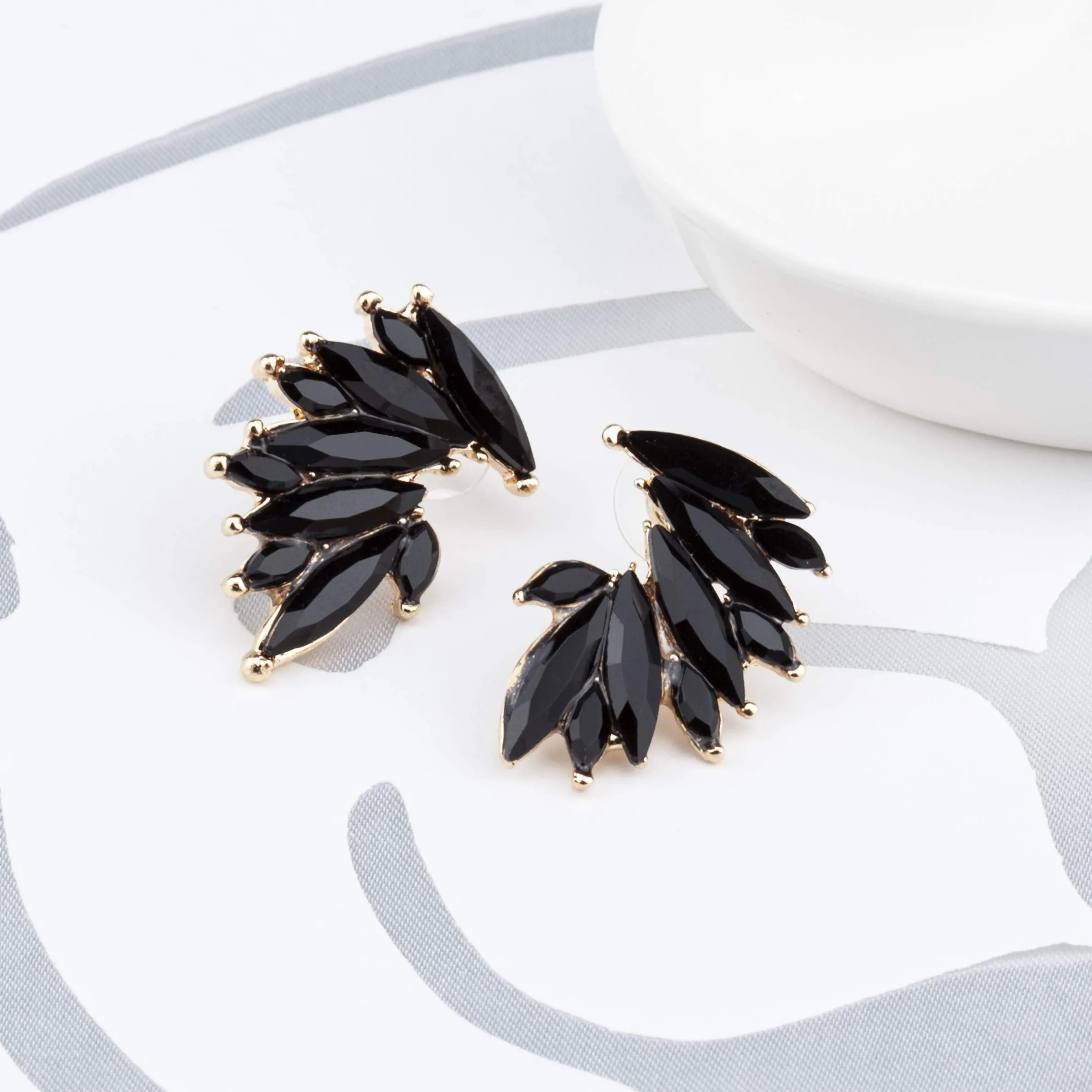 Kairangi Elegant Gold Plated Crystal Clip On Stud Earrings for Women and Girls (Black)
