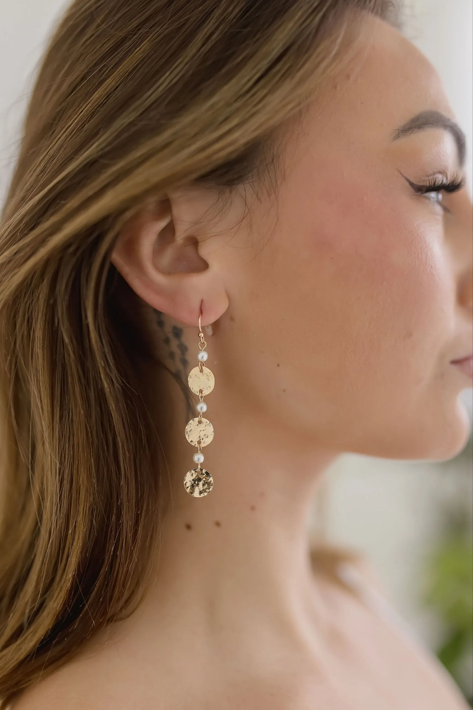 Kenna Pearl Round Hammered Drop Earrings Gold