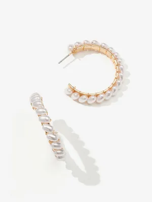 La Radiant Freshwater Pearl Hoop Earrings - Brands We Love