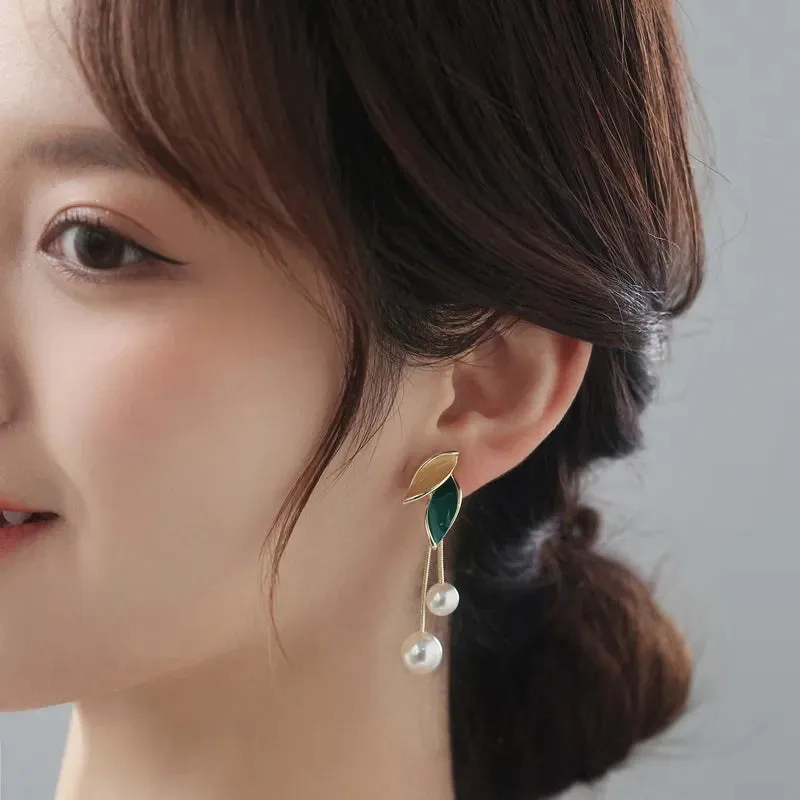 Lady Glams Elevate Your Style with the 2024 New Fashion Trend Pearl Leaf Tassel Earrings