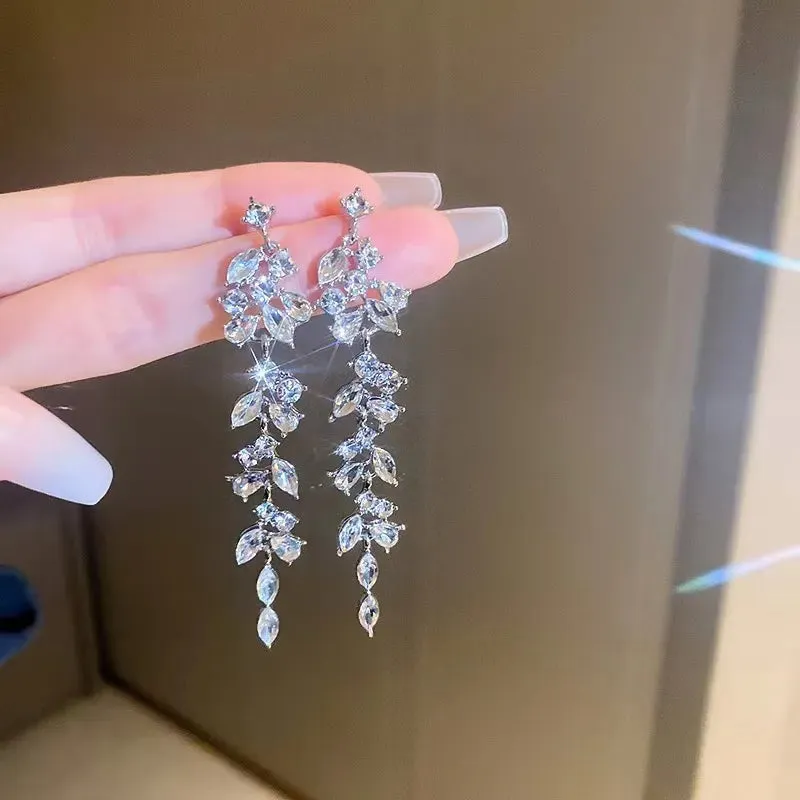 Lady Glams Elevate Your Style with the 2024 New Fashion Trend Pearl Leaf Tassel Earrings