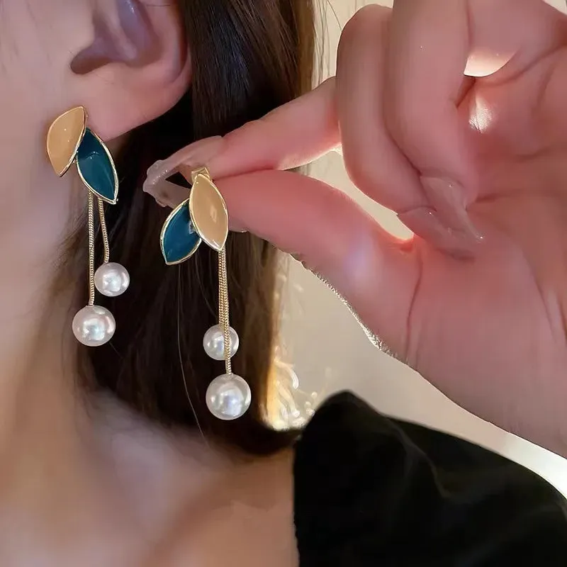 Lady Glams Elevate Your Style with the 2024 New Fashion Trend Pearl Leaf Tassel Earrings