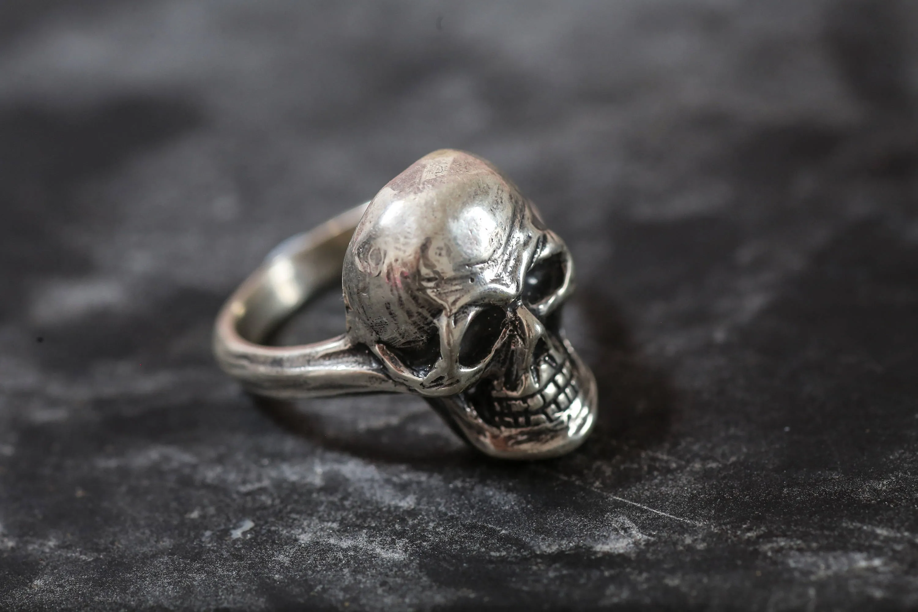Large Skull Ring - Goth Silver Ring - Silver Skull Ring