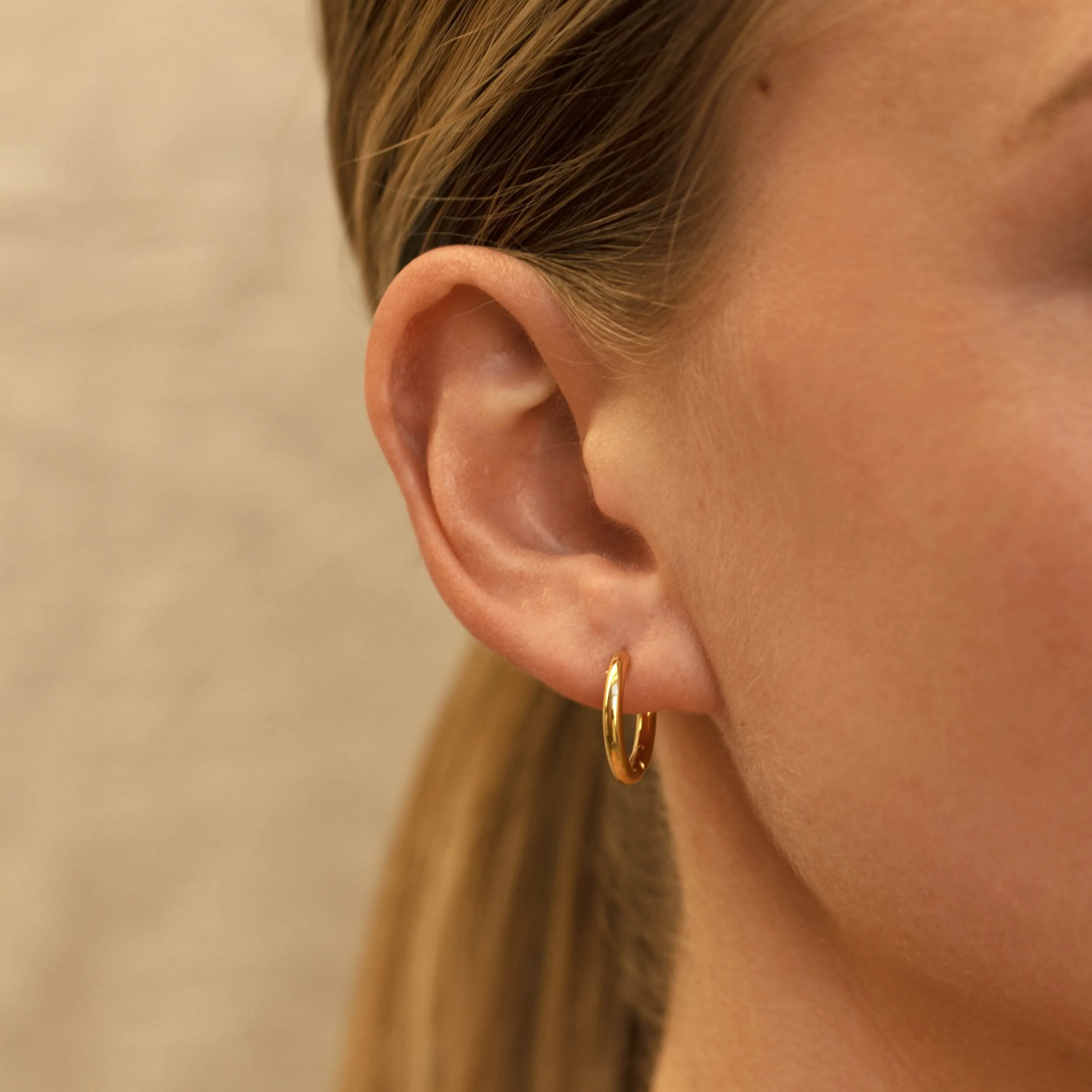 Linda Tahija Max Huggie Earrings, Gold