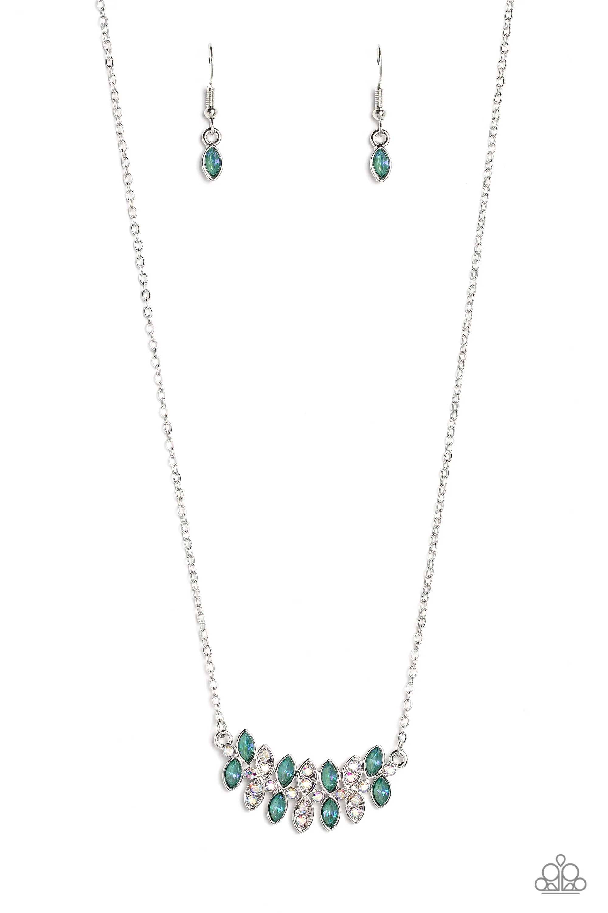 Lustrous Laurels • Green
