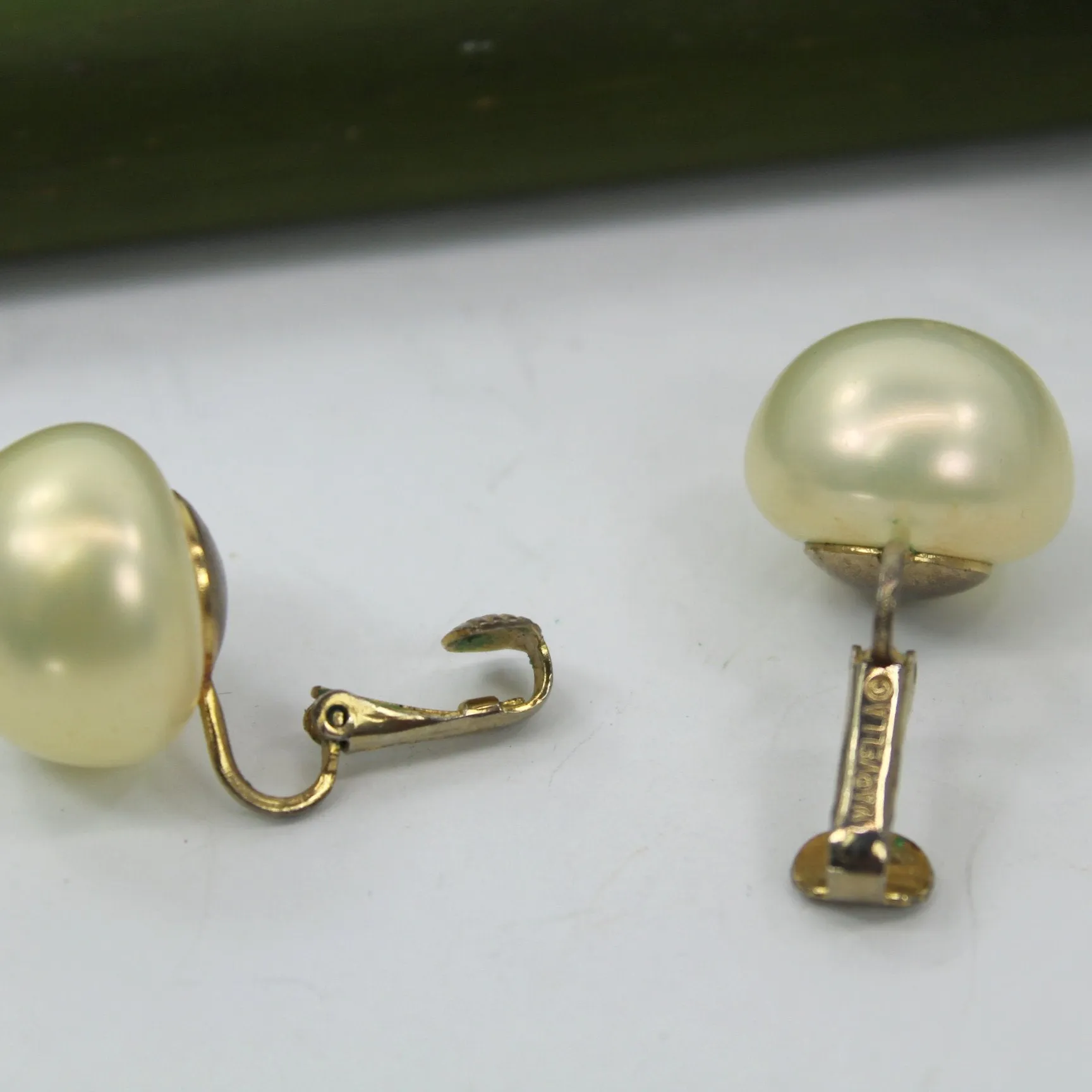 Marvella Large 3/4" Lustrous Ball Pearl Earrings Clips
