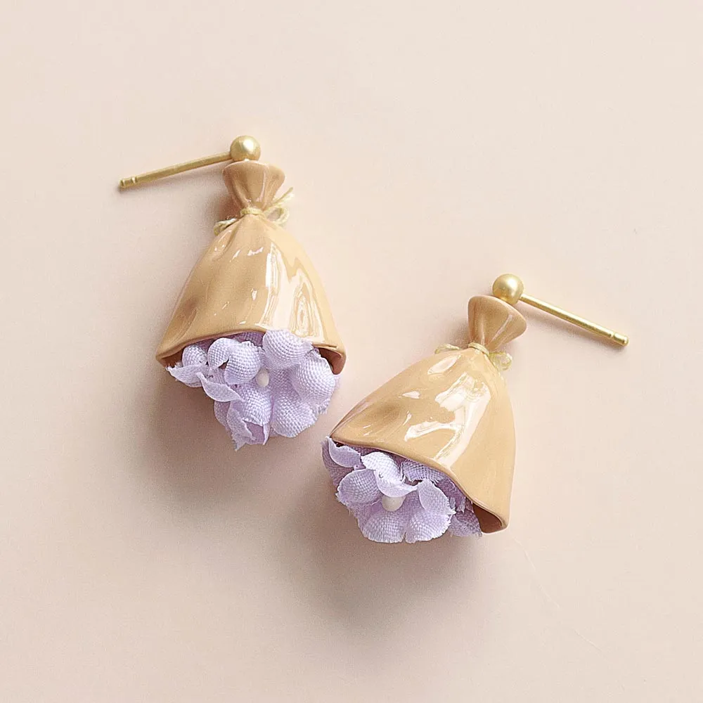 Memorable Bouquet Earrings