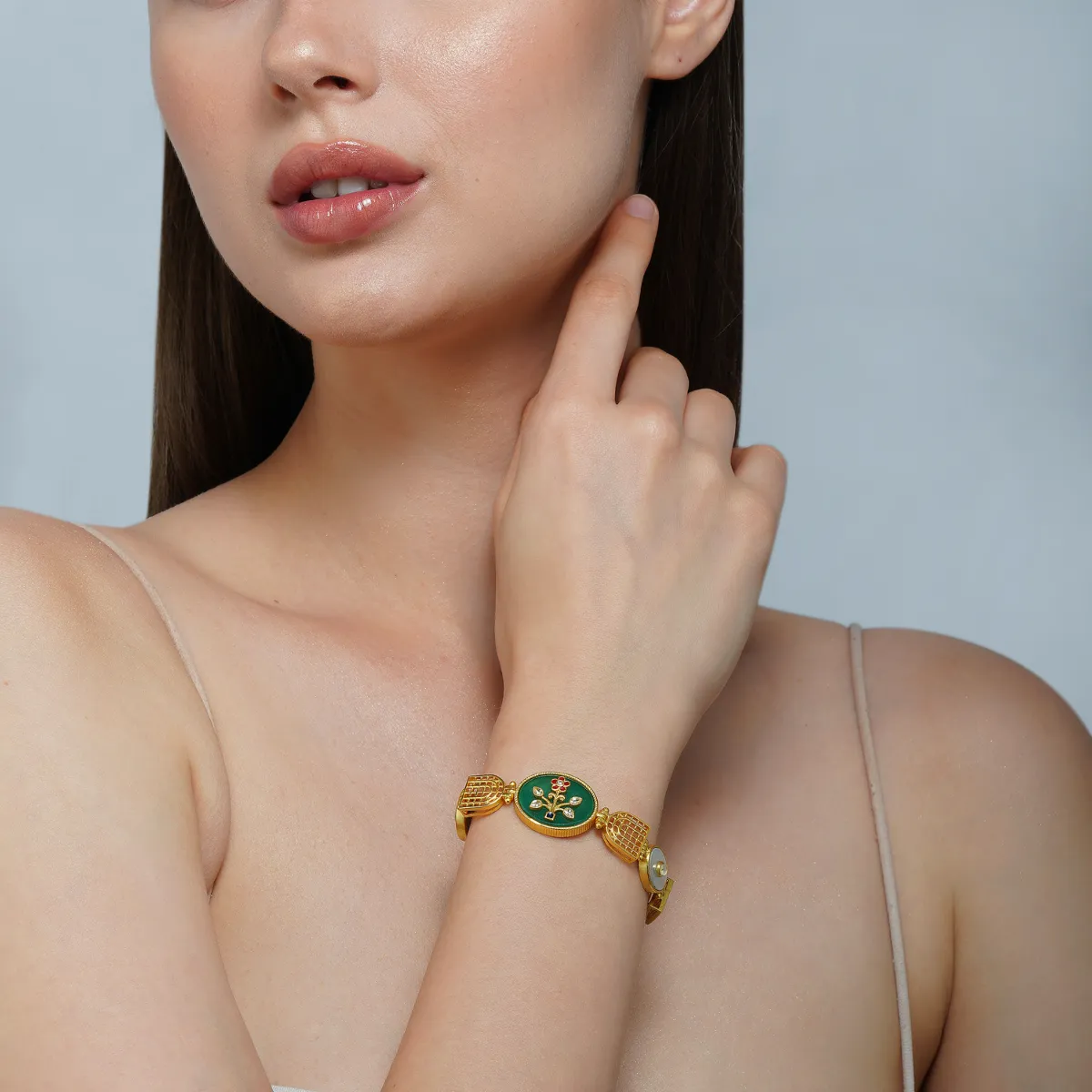 Modern Begum Green Onyx Bracelet