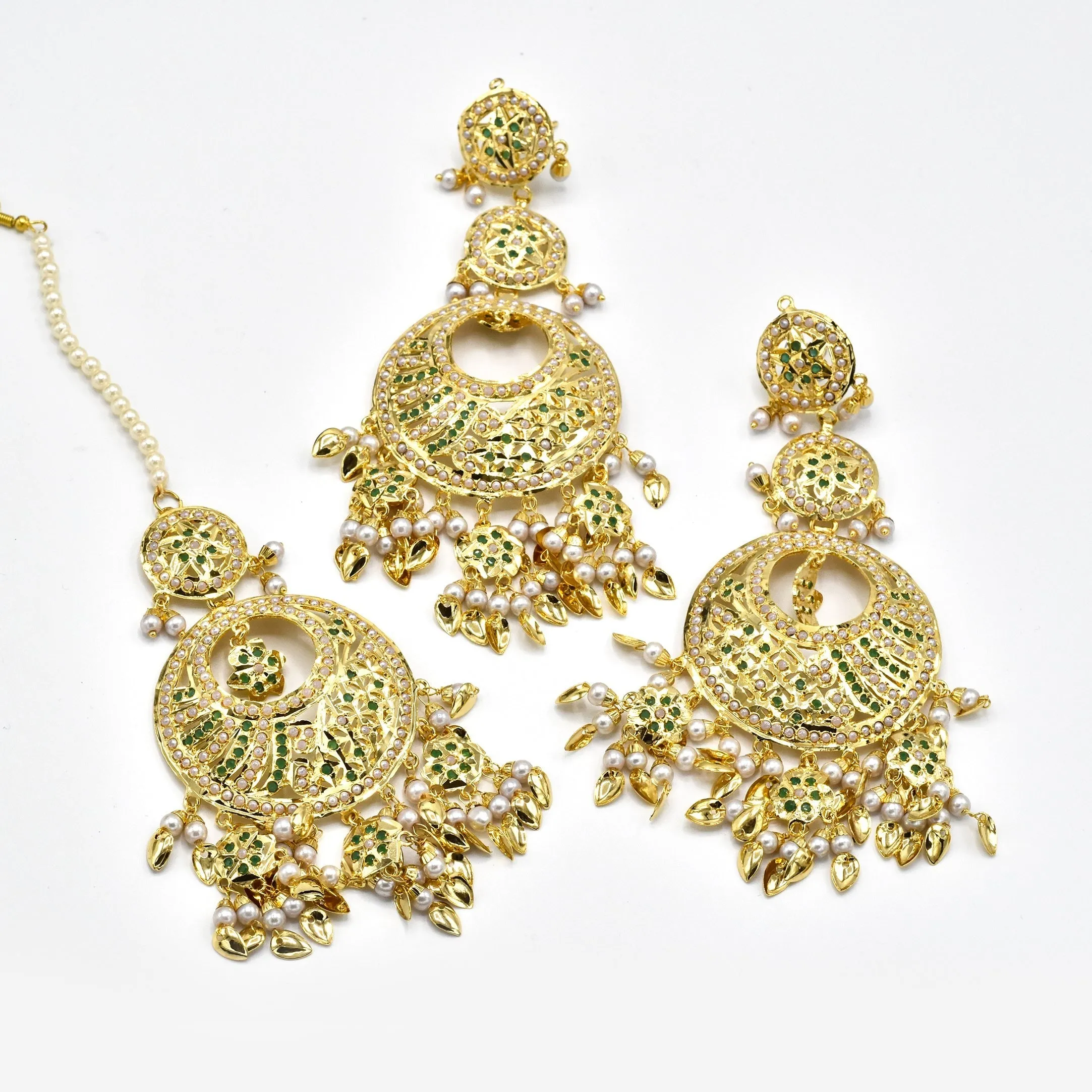 Naamia Jadau Earrings Tikka Set