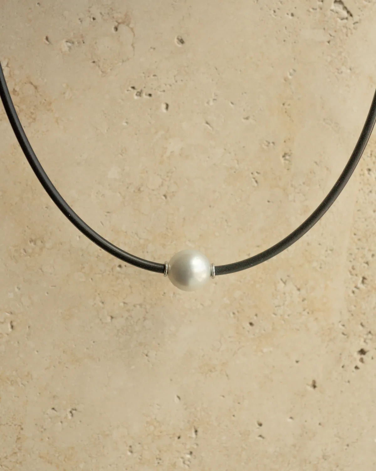 Neoprene Necklace Australian South Sea Cygnet Bay Drop 13mm B1  9ct White Gold