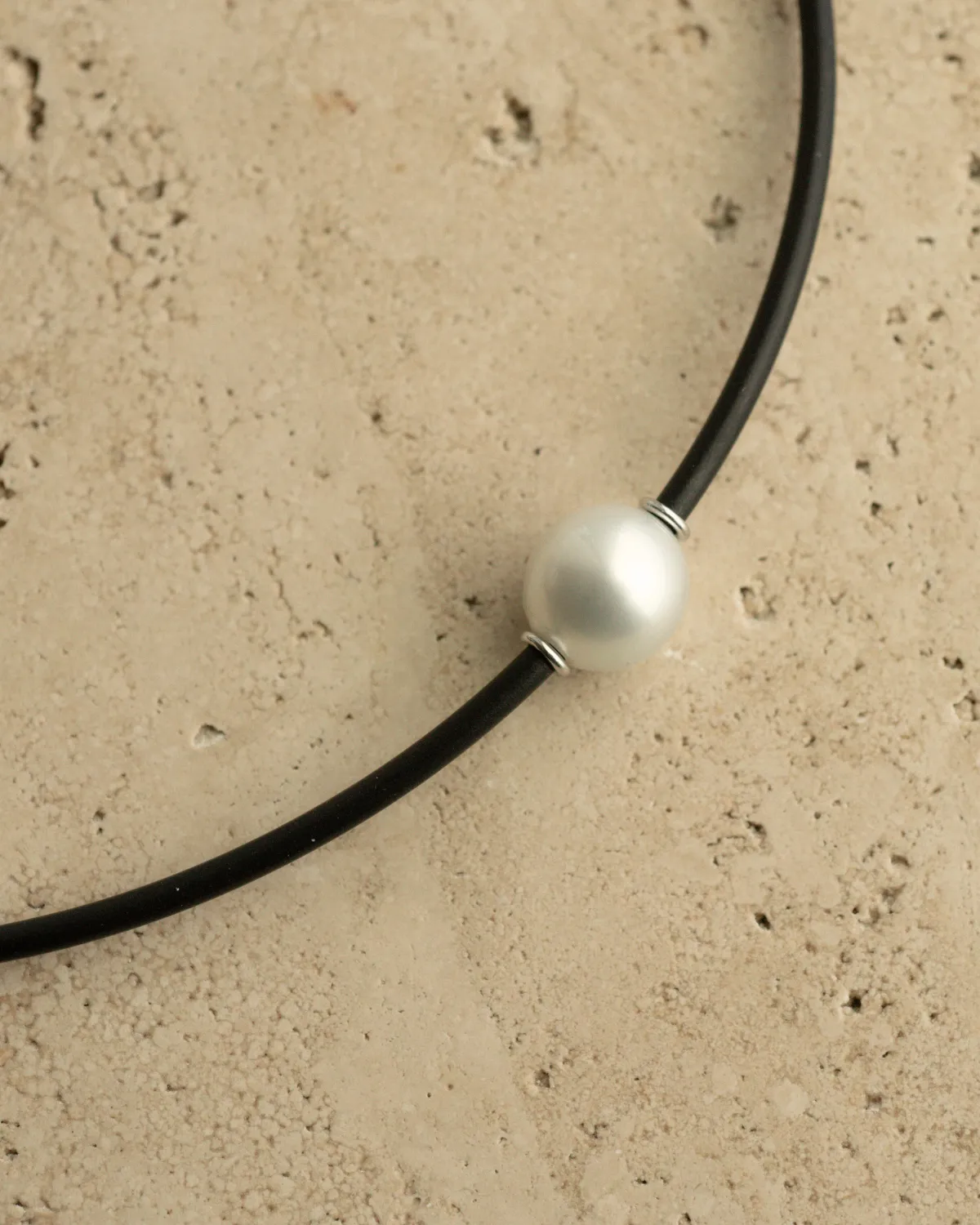 Neoprene Necklace Australian South Sea Cygnet Bay Drop 13mm B1  9ct White Gold