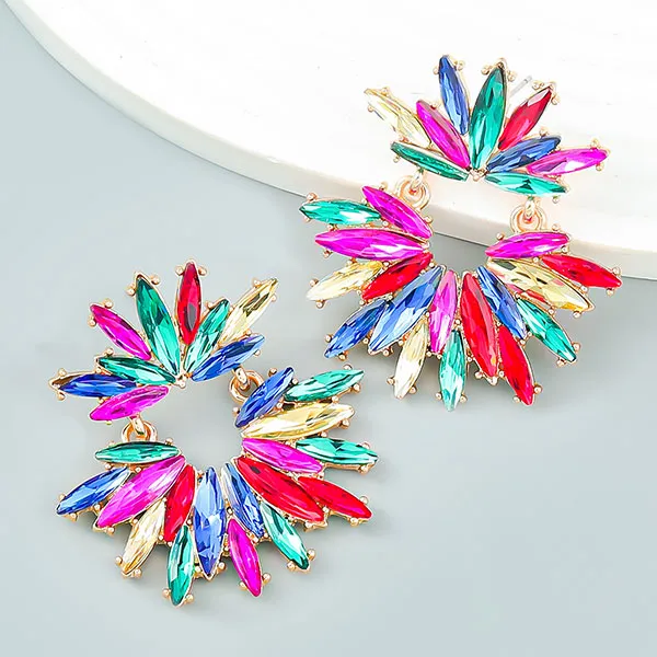 Rhinestone Stylish Flower Shaped Earrings