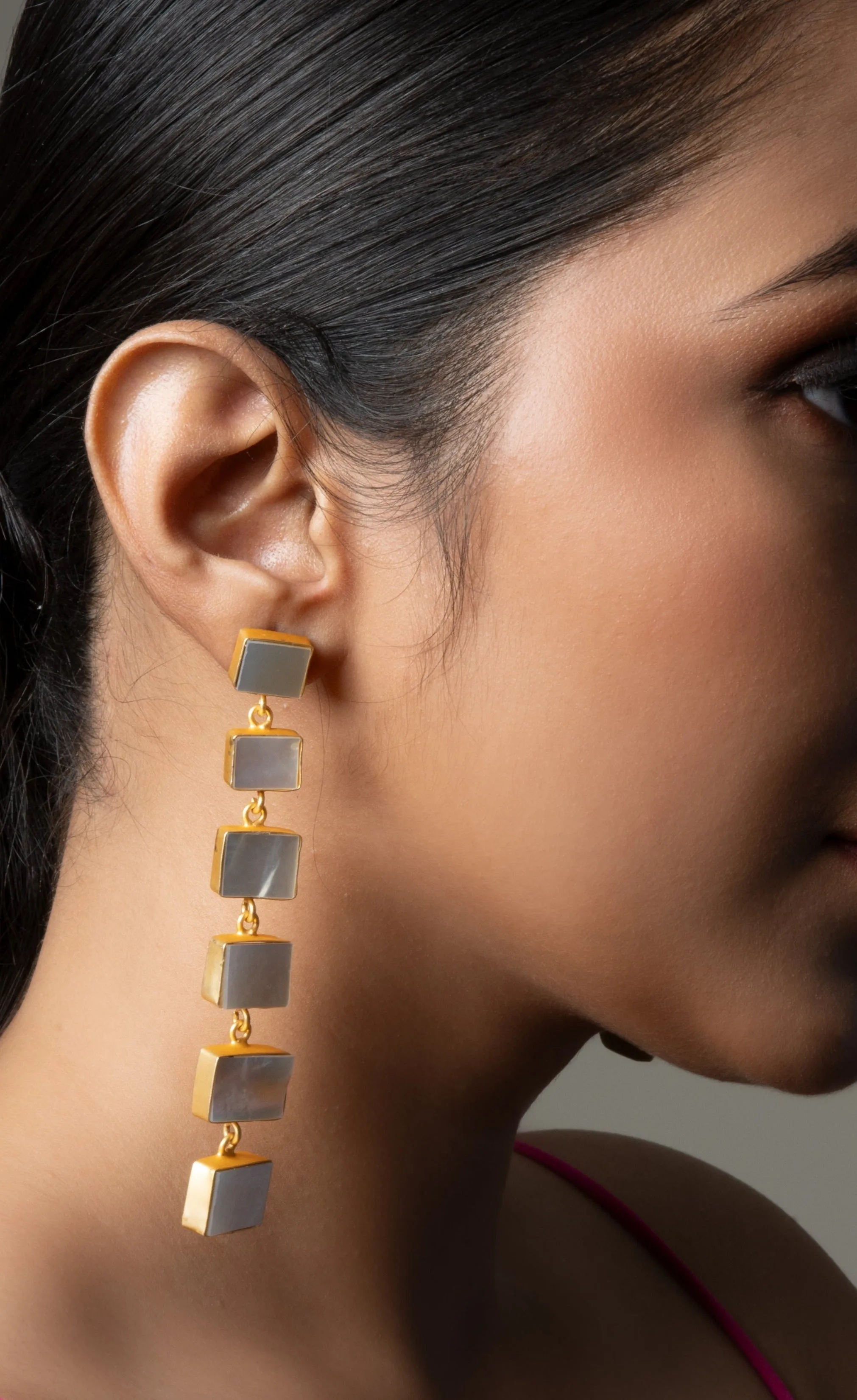 Shell Pearl Drop Earrings