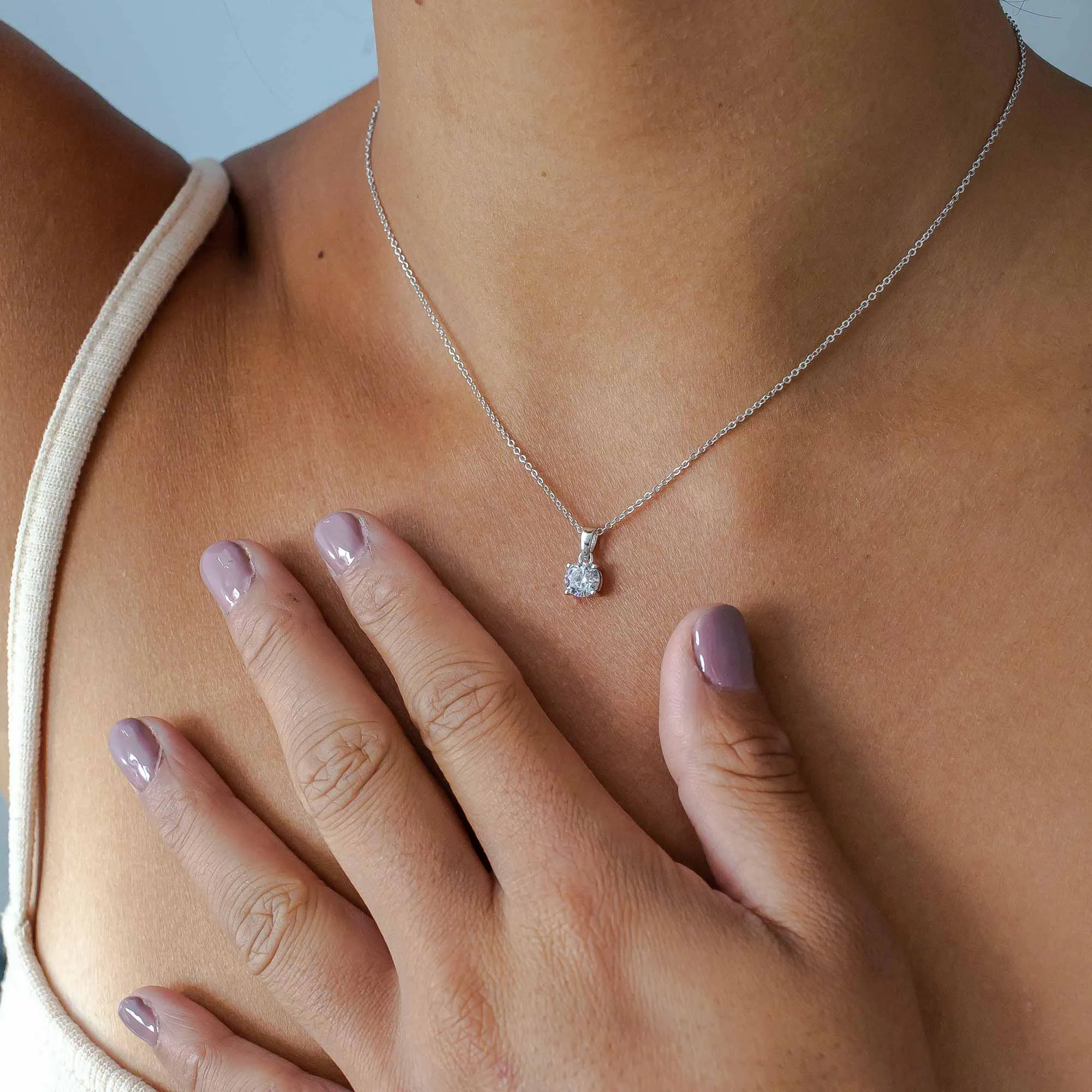 Sirius - Timeless Solitaire - Necklace