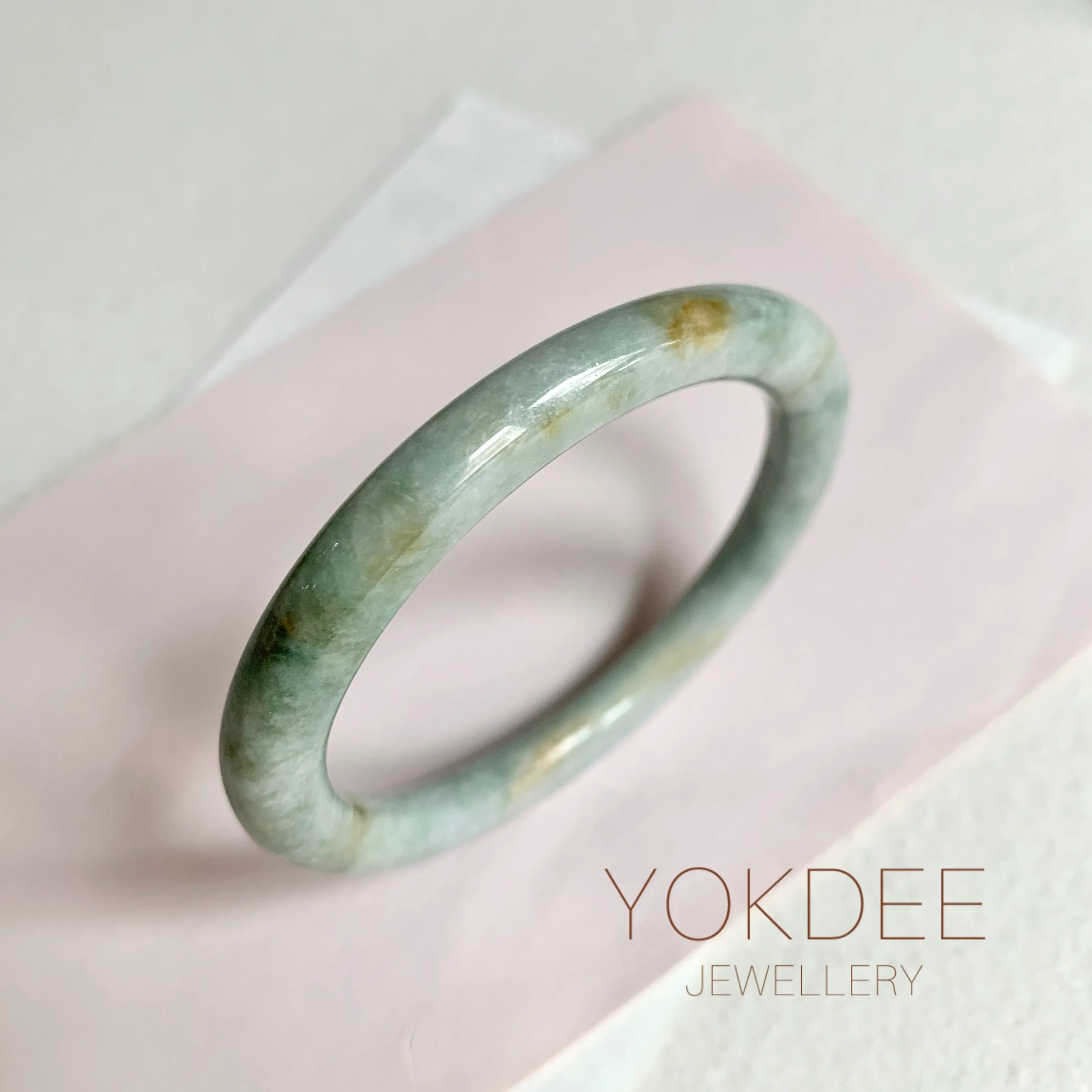SOLD OUT: 50.7mm A-Grade Natural Light Bluish Green Modern Round Bangle No. 152031
