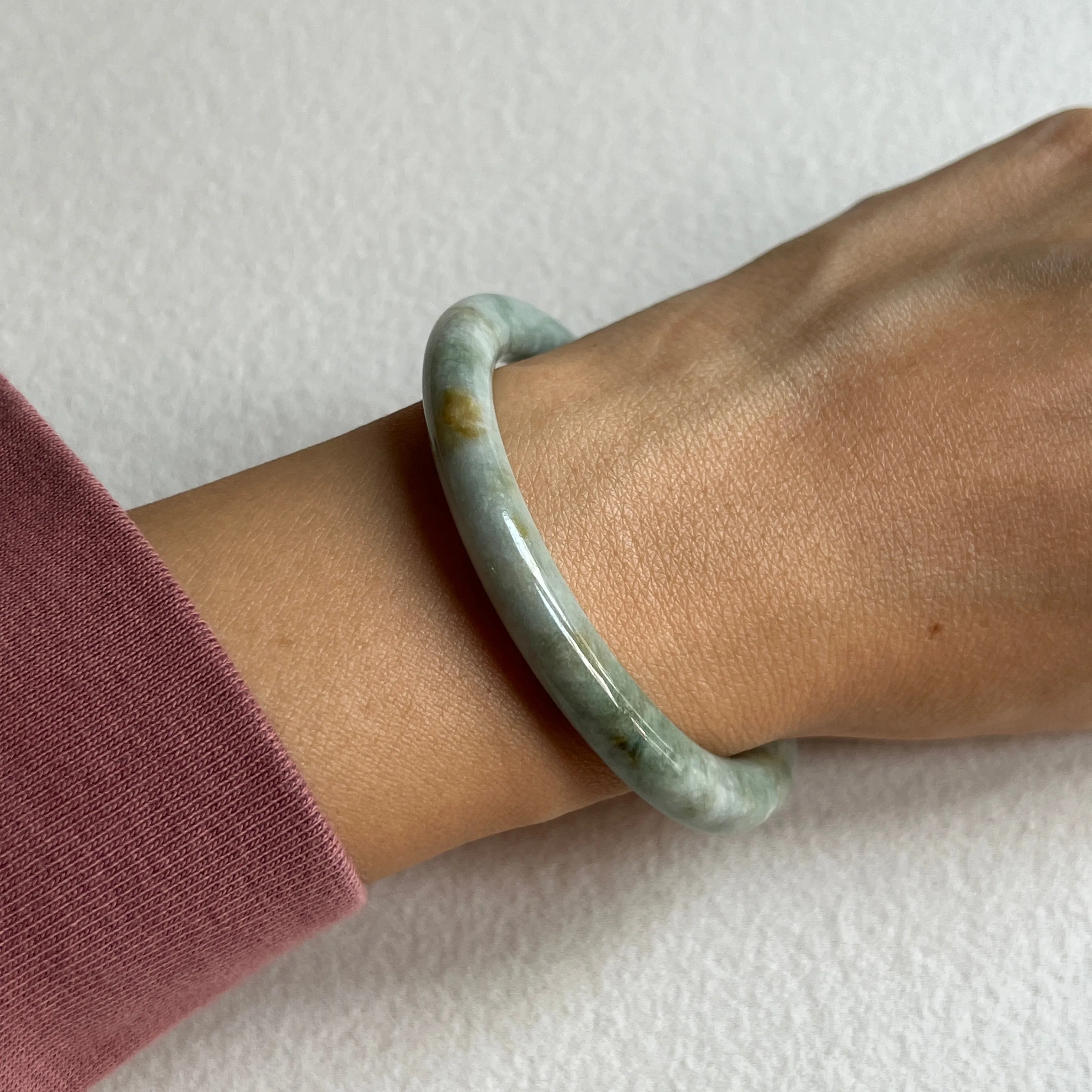 SOLD OUT: 50.7mm A-Grade Natural Light Bluish Green Modern Round Bangle No. 152031