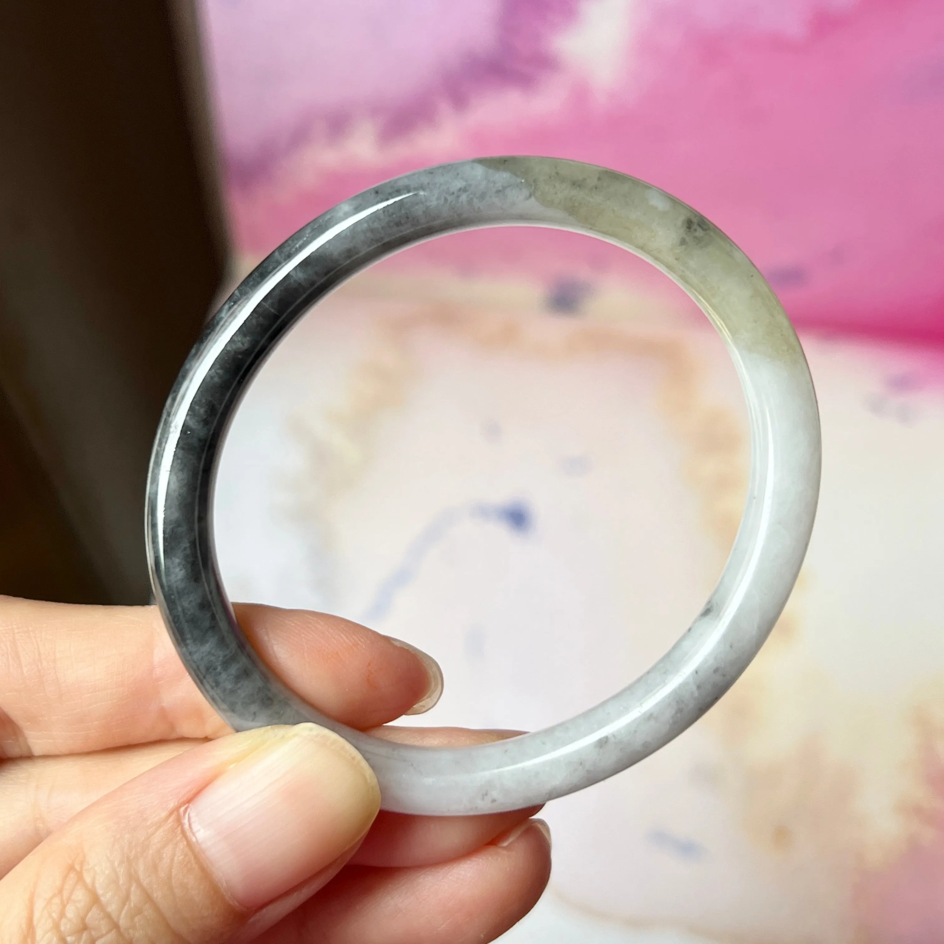 SOLD OUT: 52.7mm A-Grade Natural Black White Jadeite Modern Oval Bangle No.151990