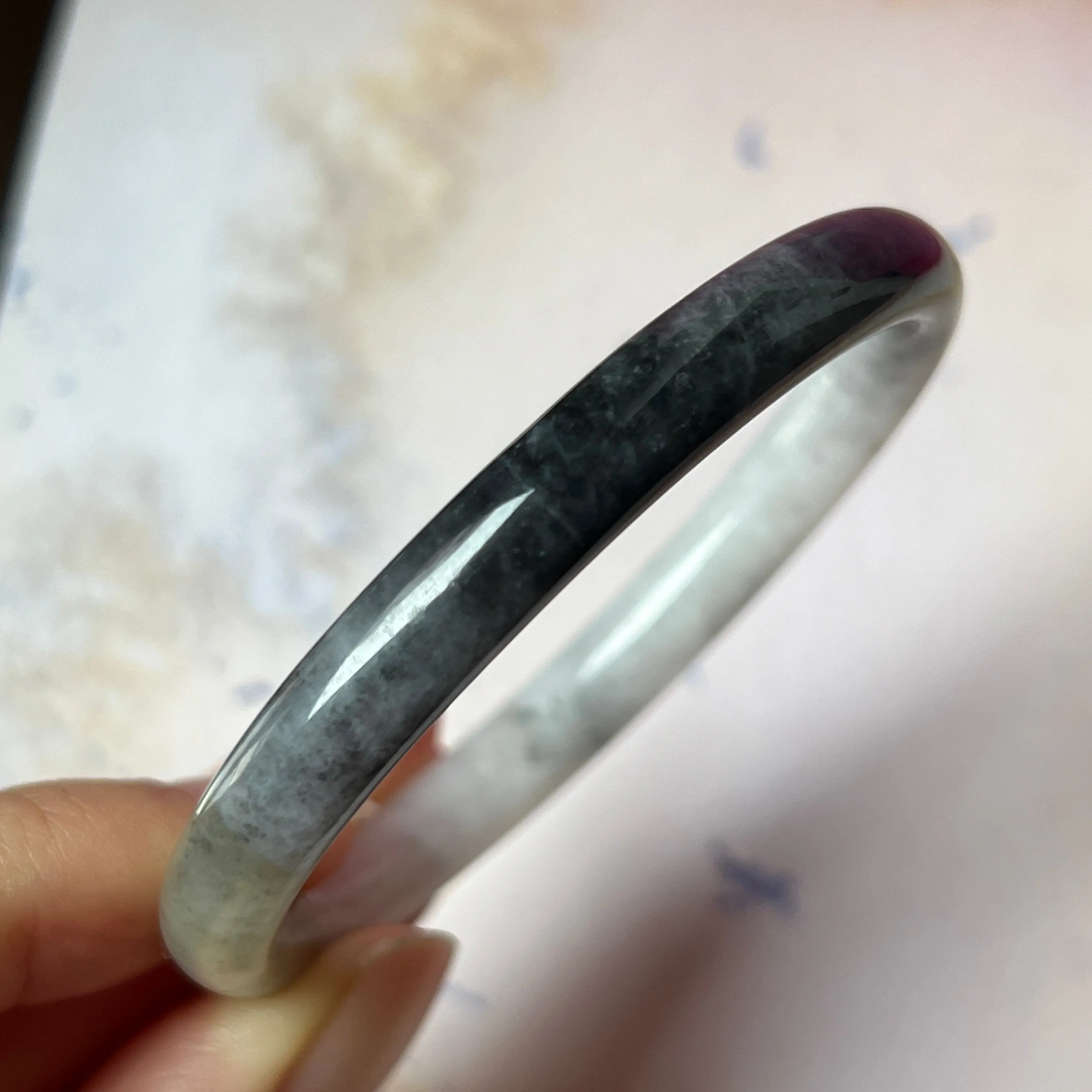 SOLD OUT: 52.7mm A-Grade Natural Black White Jadeite Modern Oval Bangle No.151990