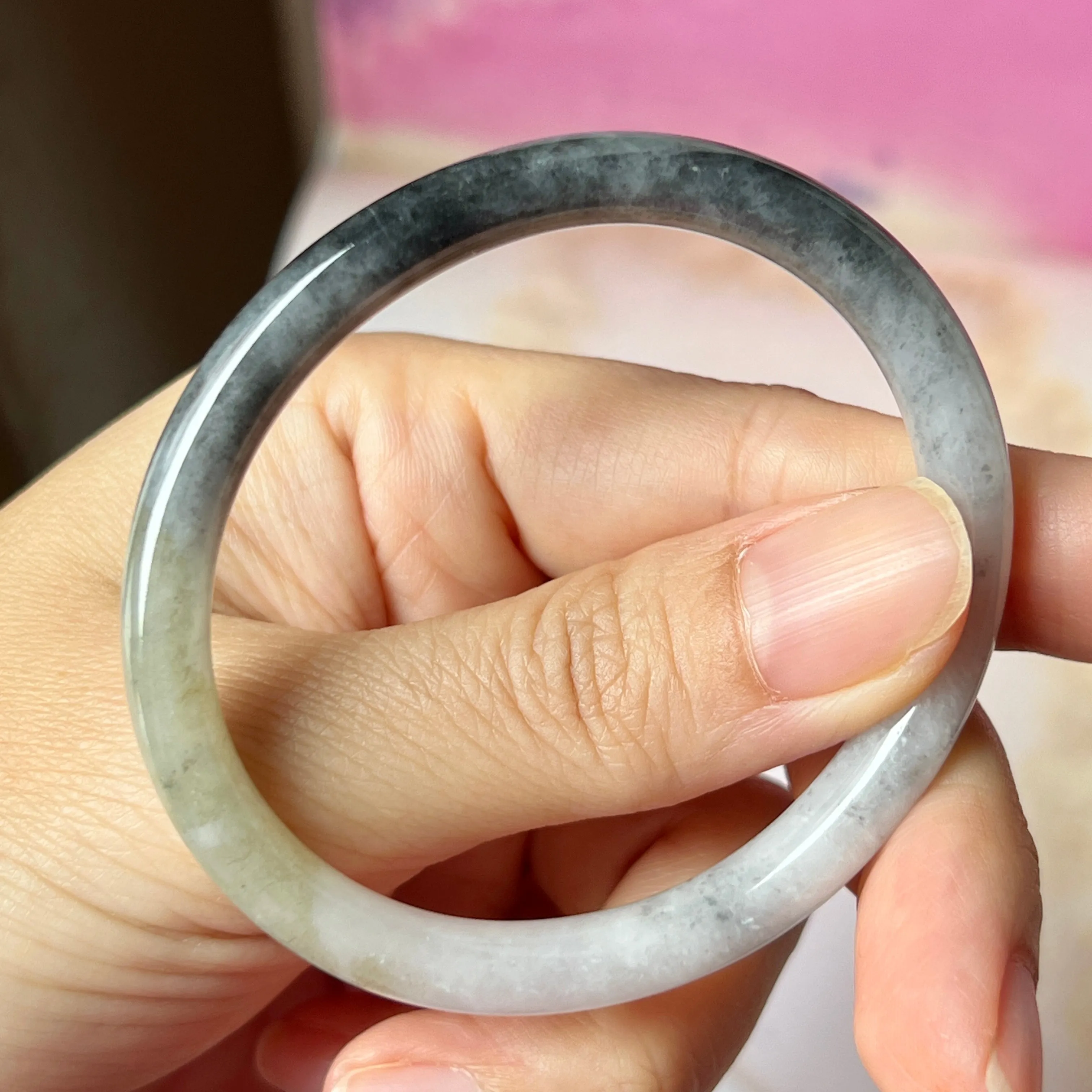 SOLD OUT: 52.7mm A-Grade Natural Black White Jadeite Modern Oval Bangle No.151990
