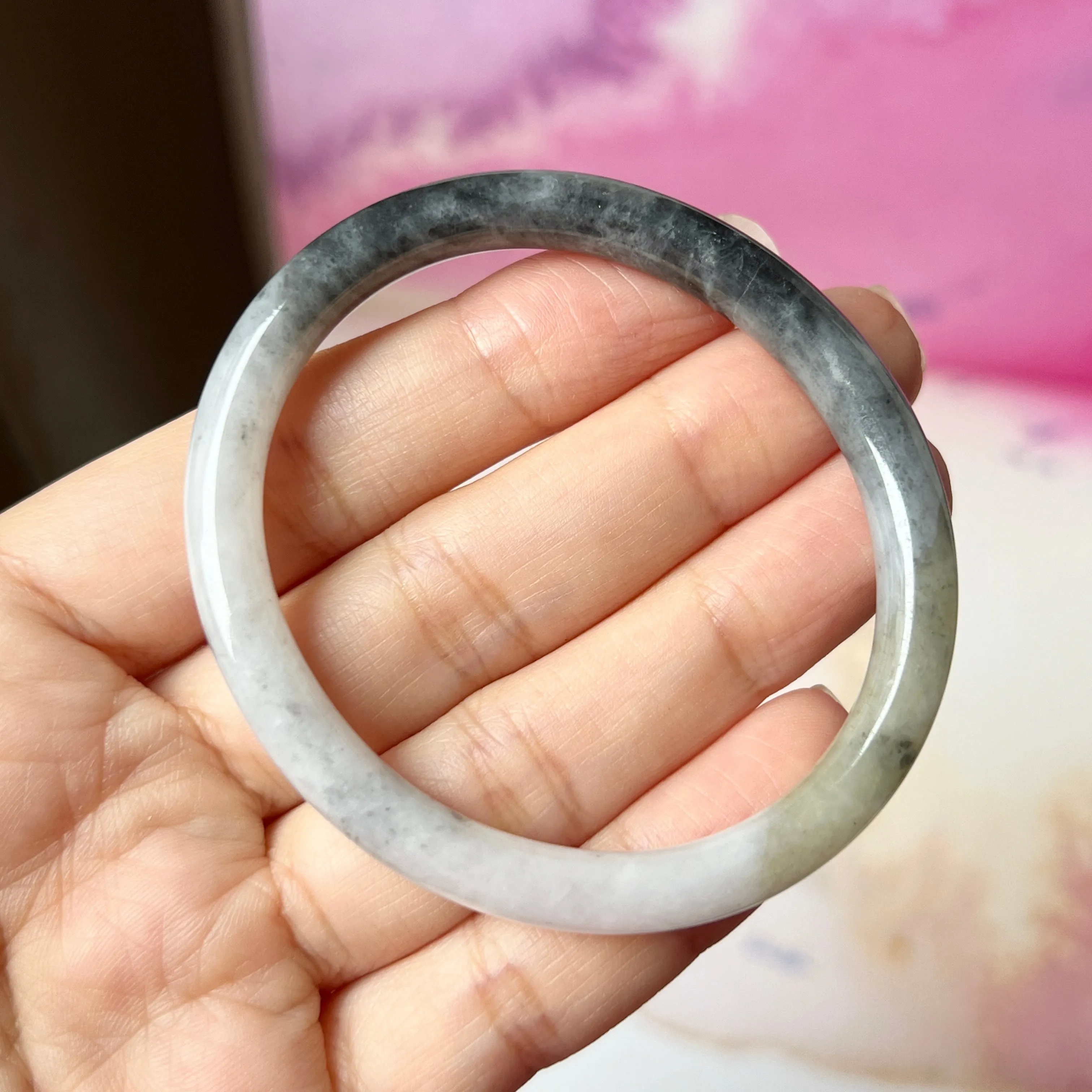 SOLD OUT: 52.7mm A-Grade Natural Black White Jadeite Modern Oval Bangle No.151990