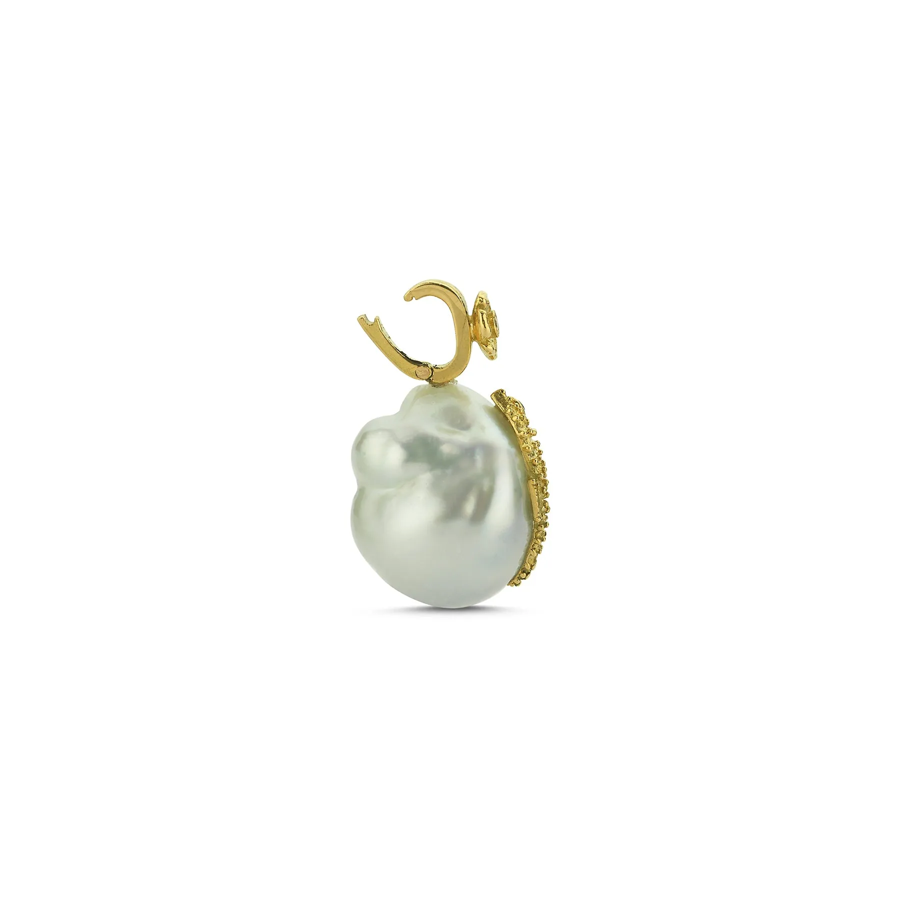 STELLA MARIS WHITE SOUTH SEA BAROQUE PEARL SEAHORSE PENDANT ONE-OF-A-KIND