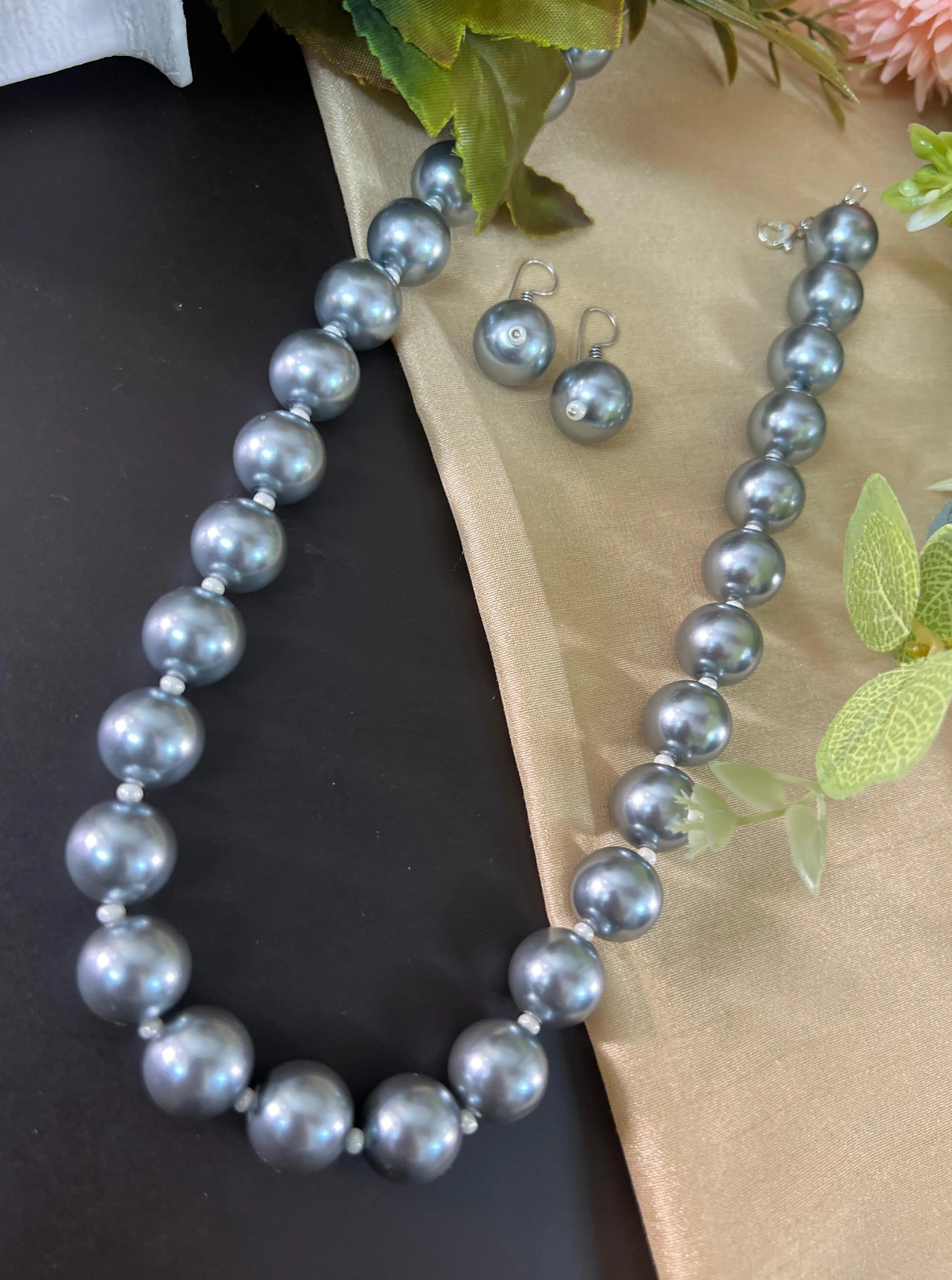 Stylish Pearl Mala and Beautiful Earrings Set for Weddings & Events