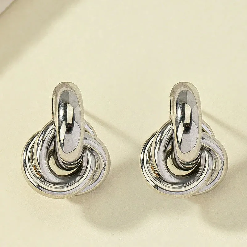 Unique Geometric Irregular Striped Large Ear Buckle Earrings for Women Creative Metal Gold Color Fan Shaped Earring Jewelry Gift