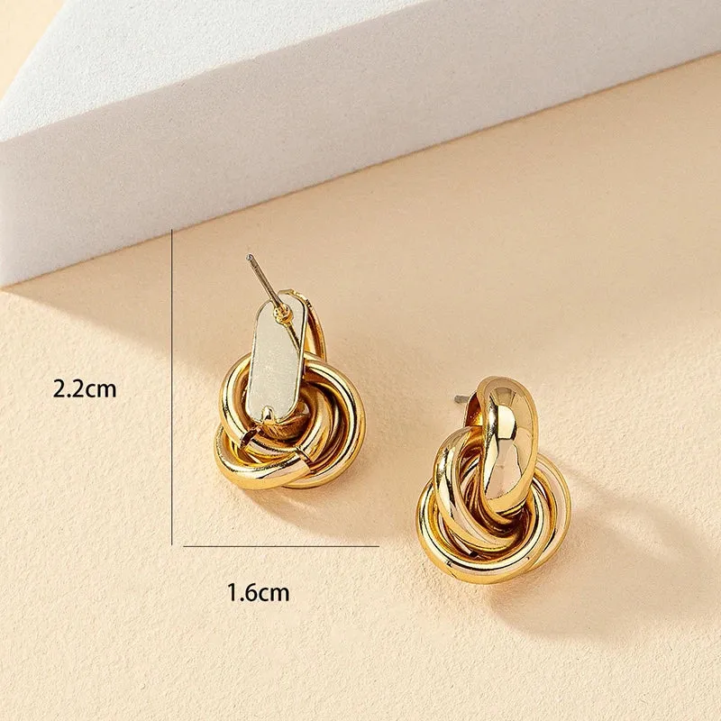 Unique Geometric Irregular Striped Large Ear Buckle Earrings for Women Creative Metal Gold Color Fan Shaped Earring Jewelry Gift