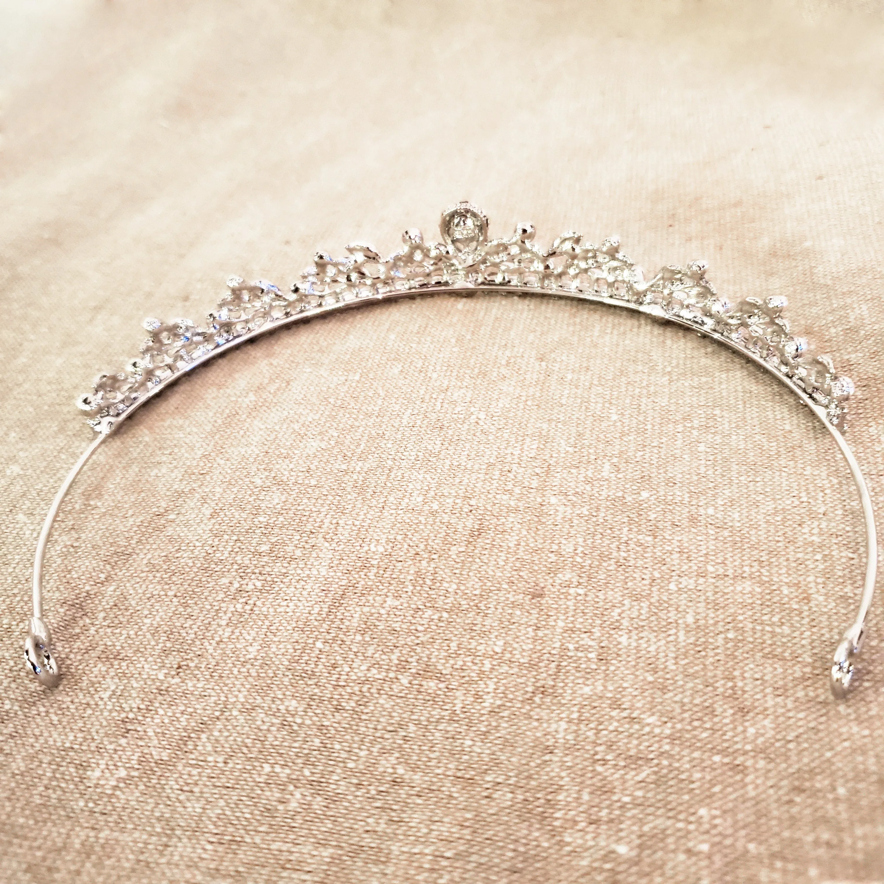 Vine Motif Classic Wedding Tiara for Victorian Bride