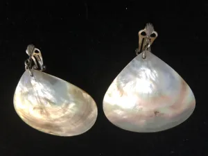 Vintage Mother of Pearl Shell Teardrop Earrings