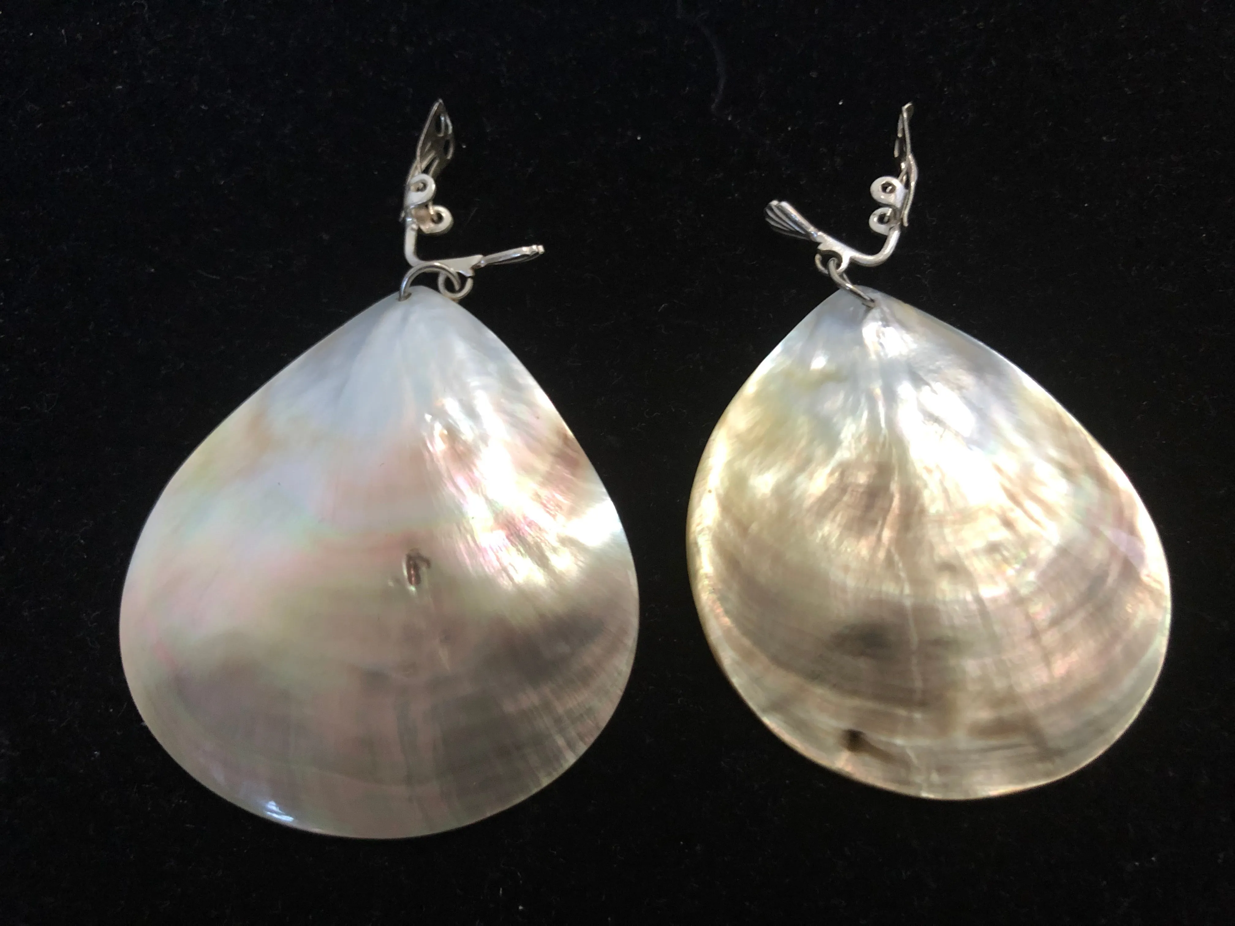 Vintage Mother of Pearl Shell Teardrop Earrings